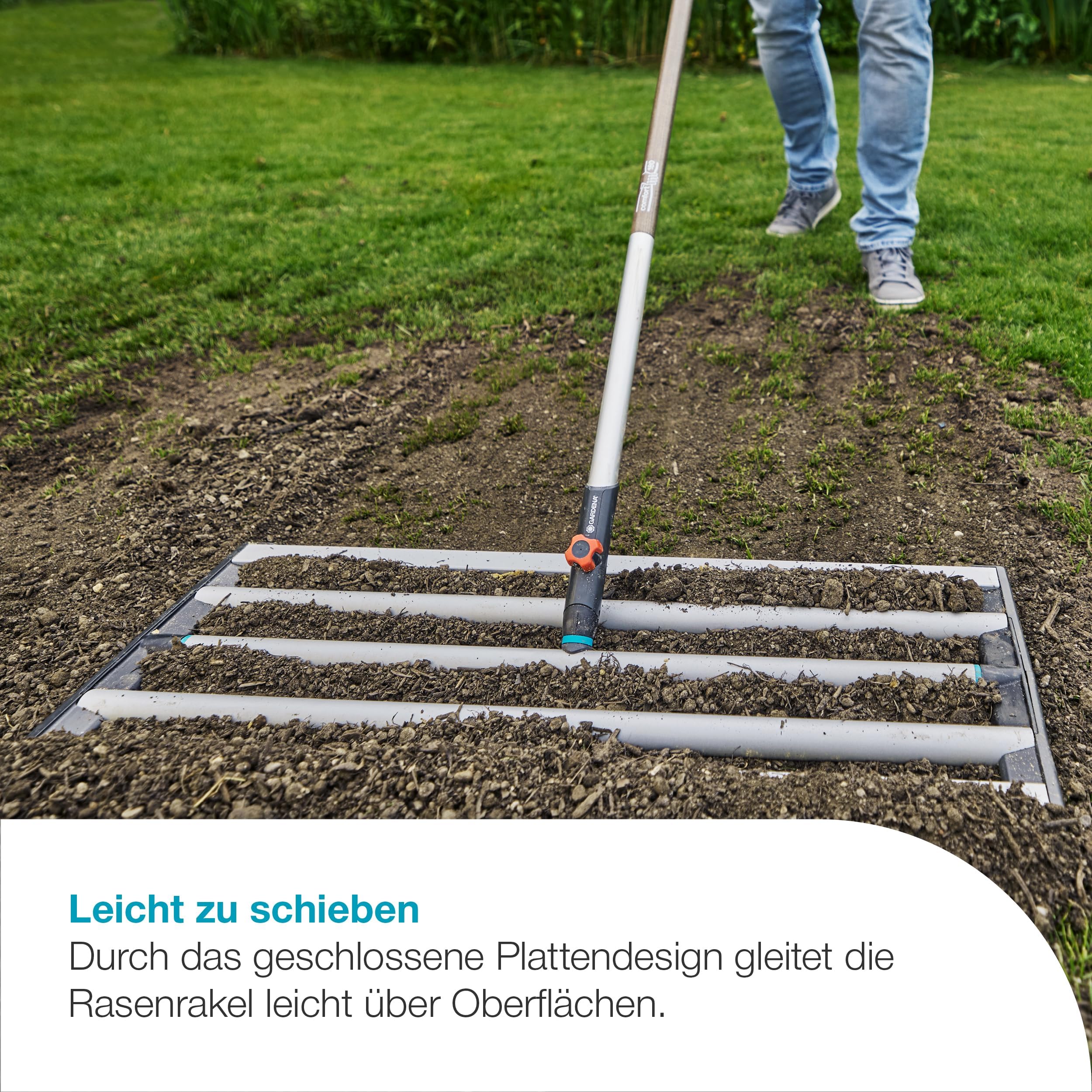 Gardena combisystem Rasen Rakel 76 cm, Nivellierrechen für effiziente Rasenpflege, für alle combisystem Stiele, Erde und Sand verteilen, Rasen nivellieren und glätten, leicht zu schieben, (3569‑20)