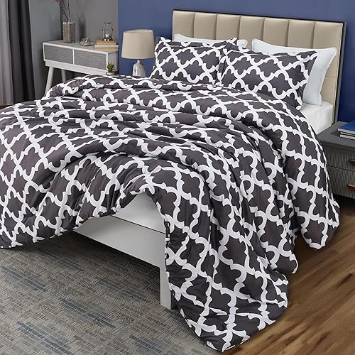 Utopia Bedding Queen Comforter Set Grey, Printed Comforters Queen Size, 3 Piece Lightweight All Season Down Alternative Bedding Set with 1 Comforter (88 x 88 in) and 2 Pillow Shams (20 x 26 in)