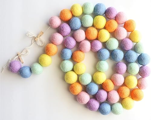 Miniatura 3 de Felt Ball Garland 100% Wool (60 Poms, 10 Ft String Extra Long) Pastel Boho Pink Purple Rainbow Handmade Home Decor Mantel Banner Bunting Craft |