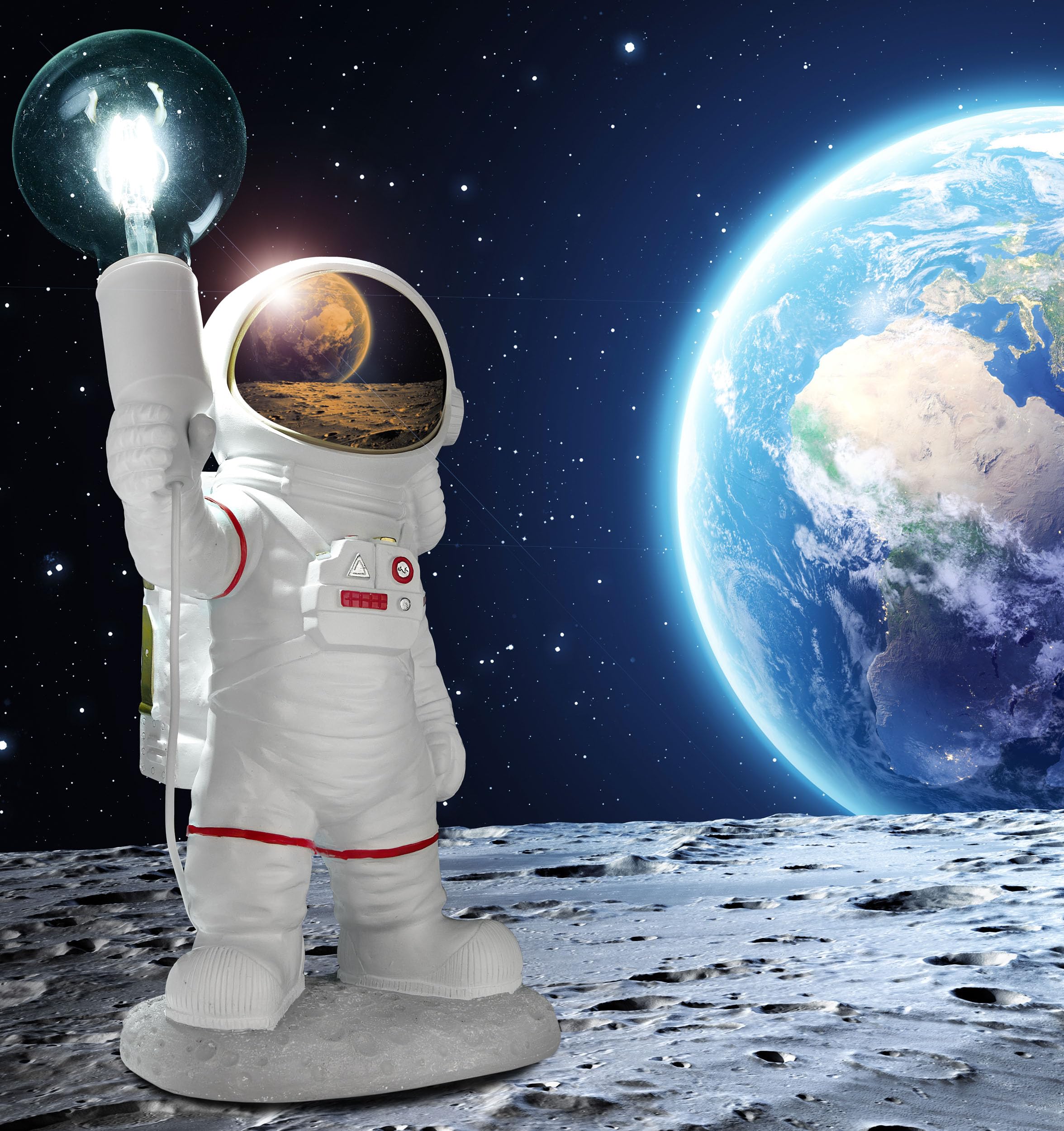 BRUBAKER Lampe de Table Astronautes - 40 cm Lampe de Chevet Spatiale avec Douille E27 et USB-C Connecteur - Statue Décorative Peinte à la Main – Blanc et Or