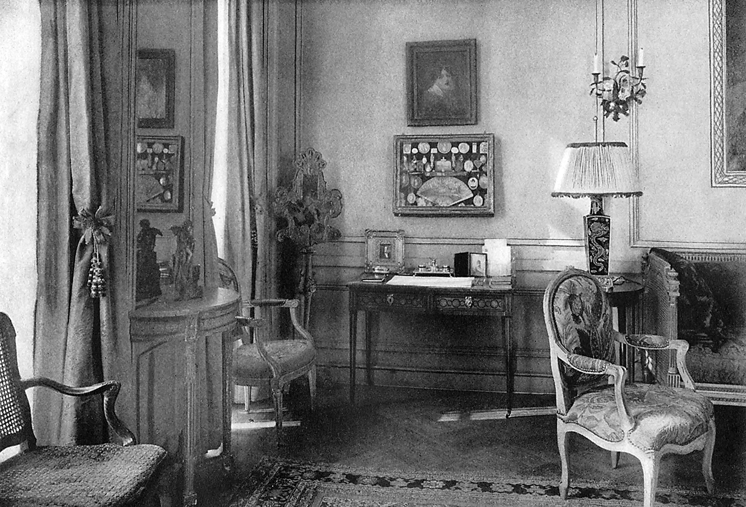 The House in Good Taste: Design Advice from America's First Interior Decorator