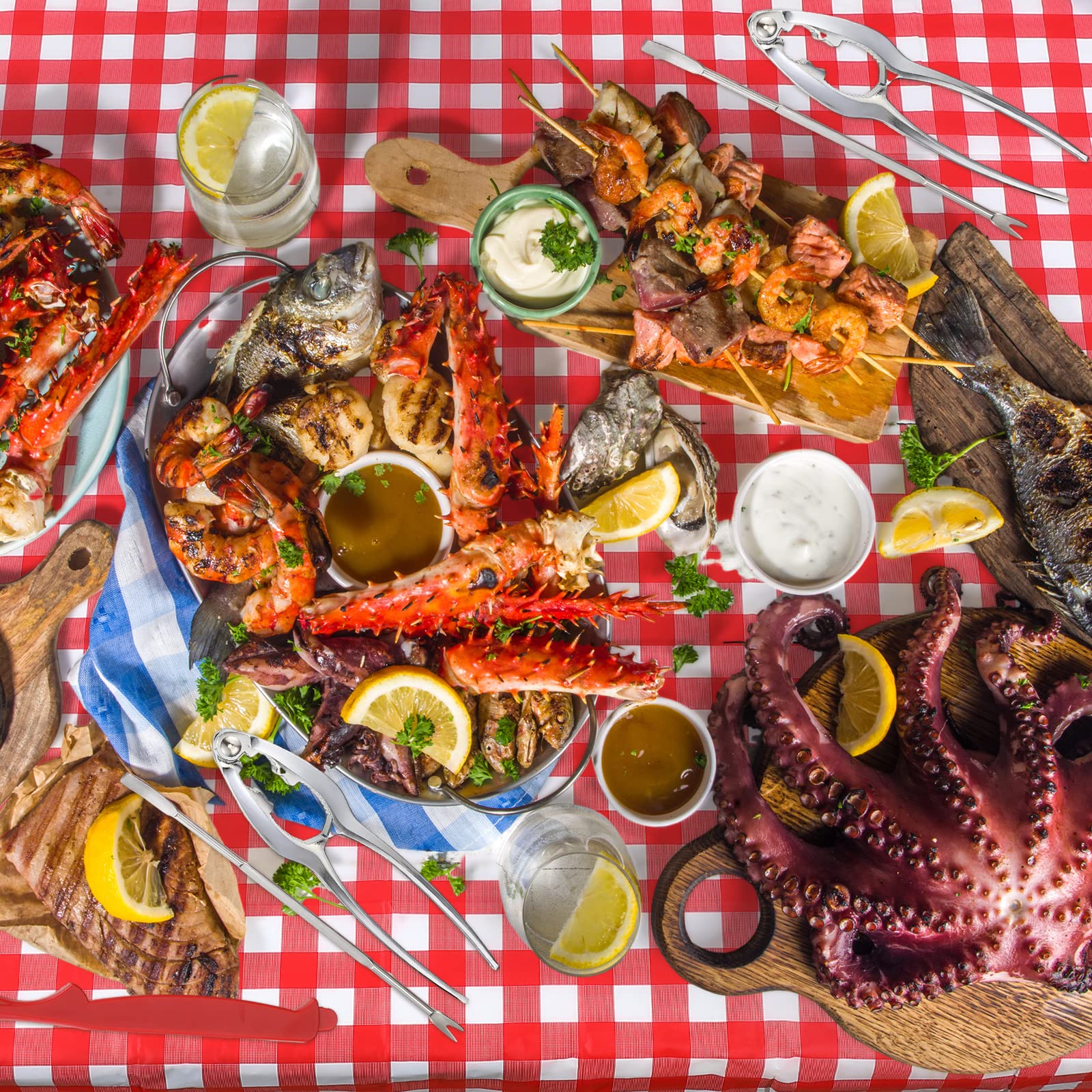 Mepase Juego de 62 herramientas de mariscos, 12 galletas de cangrejo, 12 tenedores de cangrejo, 12 palillos de cangrejo, 12 cáscaras de langosta, 12 tazas de salsa de inmersión de 1.7 onzas, 12