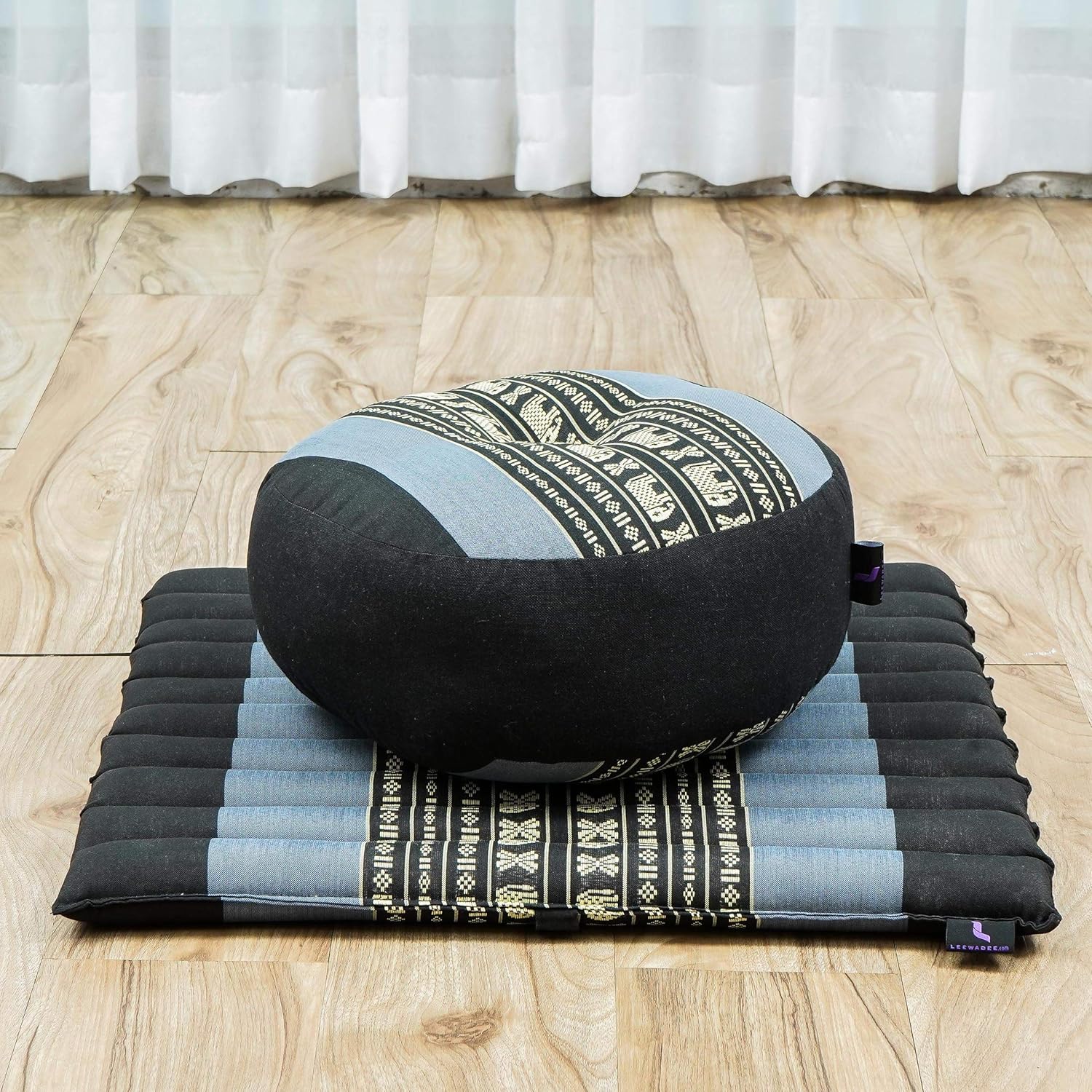 Zafu Meditation Cushion Leewadee Zafu Pillow Mini U2013 Round