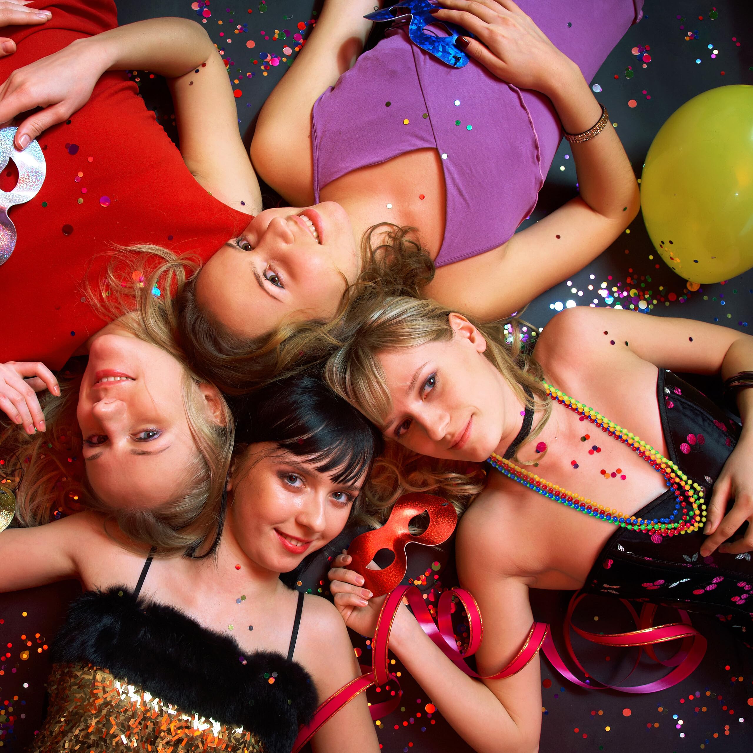 Relaxdays Lot de 30 Colliers Flashy pour Une soirée années 80 ou Hippie, Carnaval, Accessoire déguisement, Multicolore