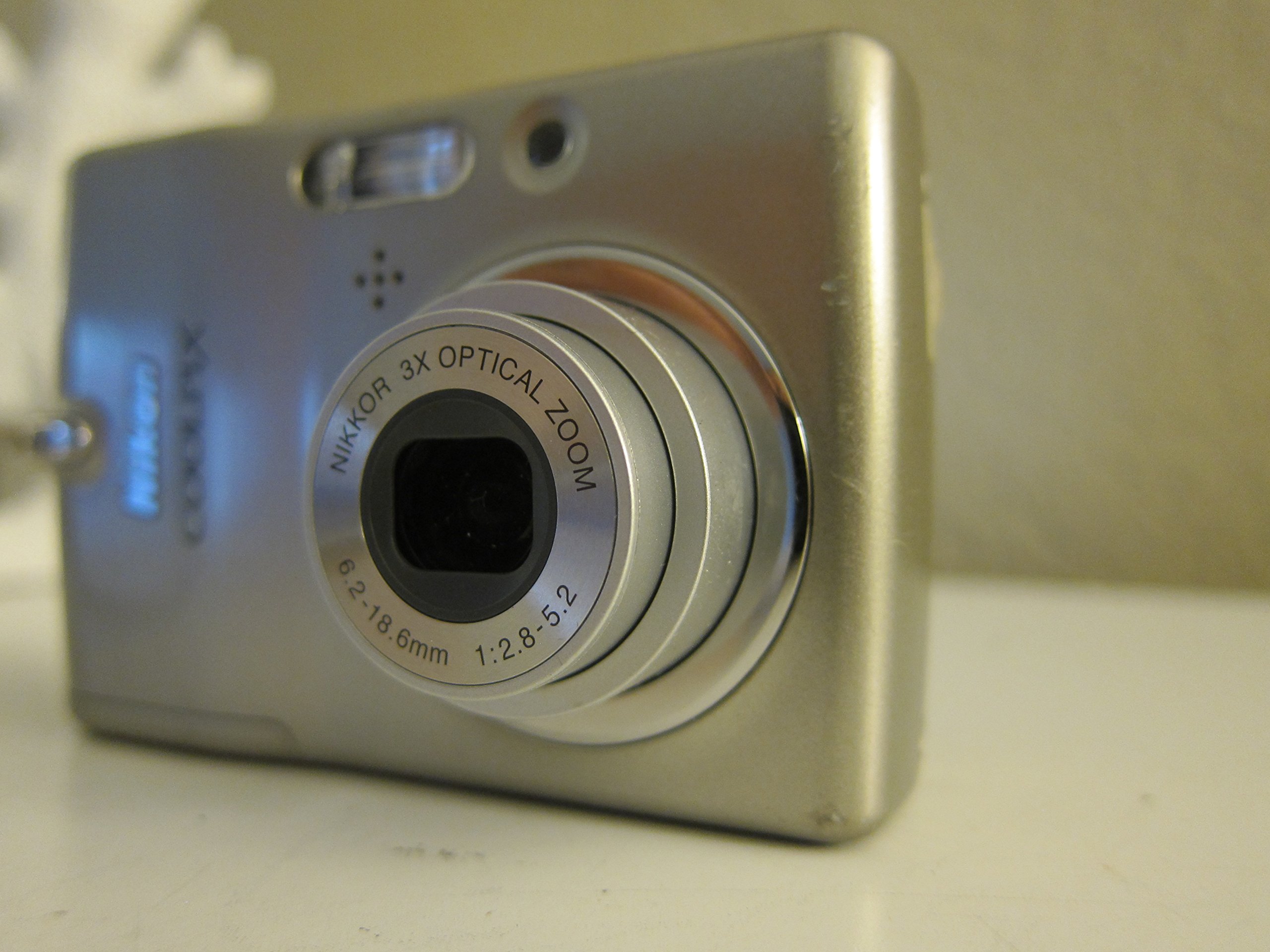 Amazon.com : Nikon Coolpix L11 6MP Digital Camera with 3x Optical 