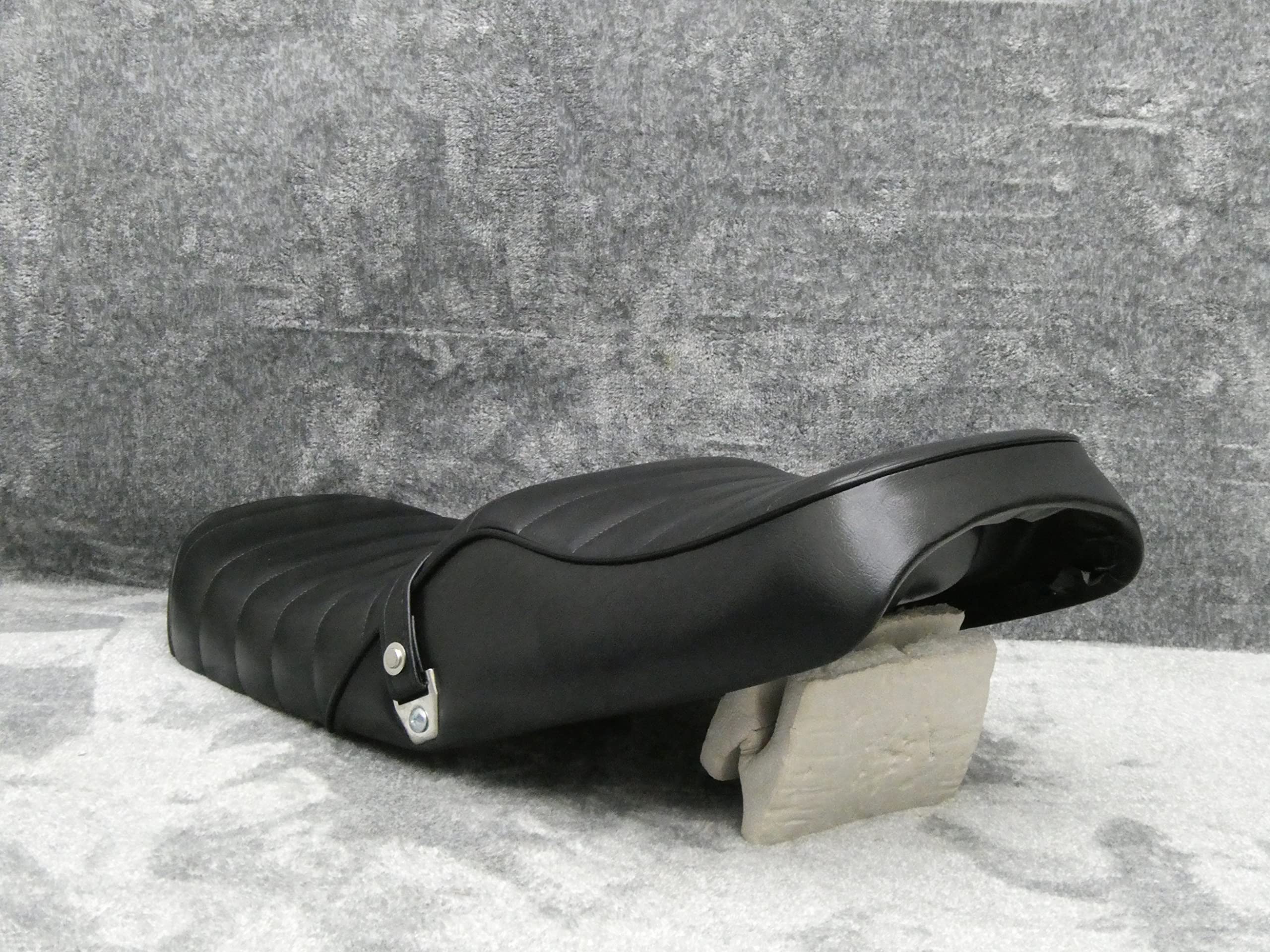 よ*ん様 KZ650 ザッパー　純正シート　タックロール加工　当時物 よ*ん様 KZ650 ザッパー 純正シート タックロール加工 当時物