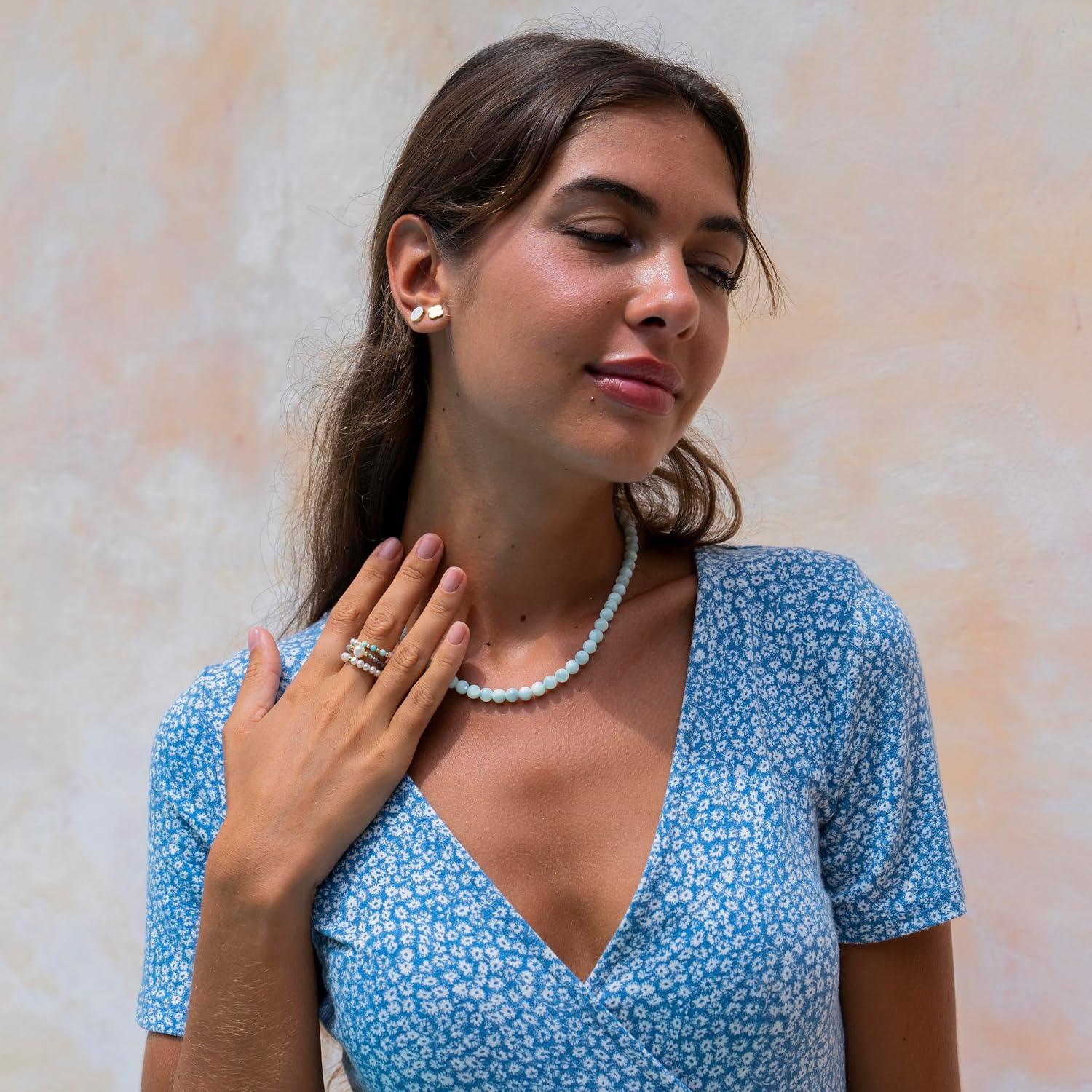 Made by Nami Elastic Pearl Ring for Women Real Freshwater Pearl Adjustable Band Handmade Stacking Beaded Ring Minimalist Boho Statement Jewelry for Everyday Wear or Special Occasions