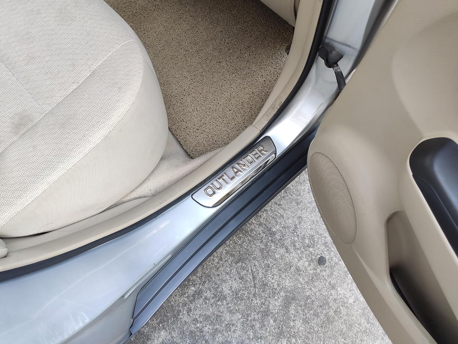 Door Sill Protector for Mitsubishi Outlander 2013-2022 2023 2024 2025 Accessories Steel Door Entry Trim Guard Mirror-Like Finish