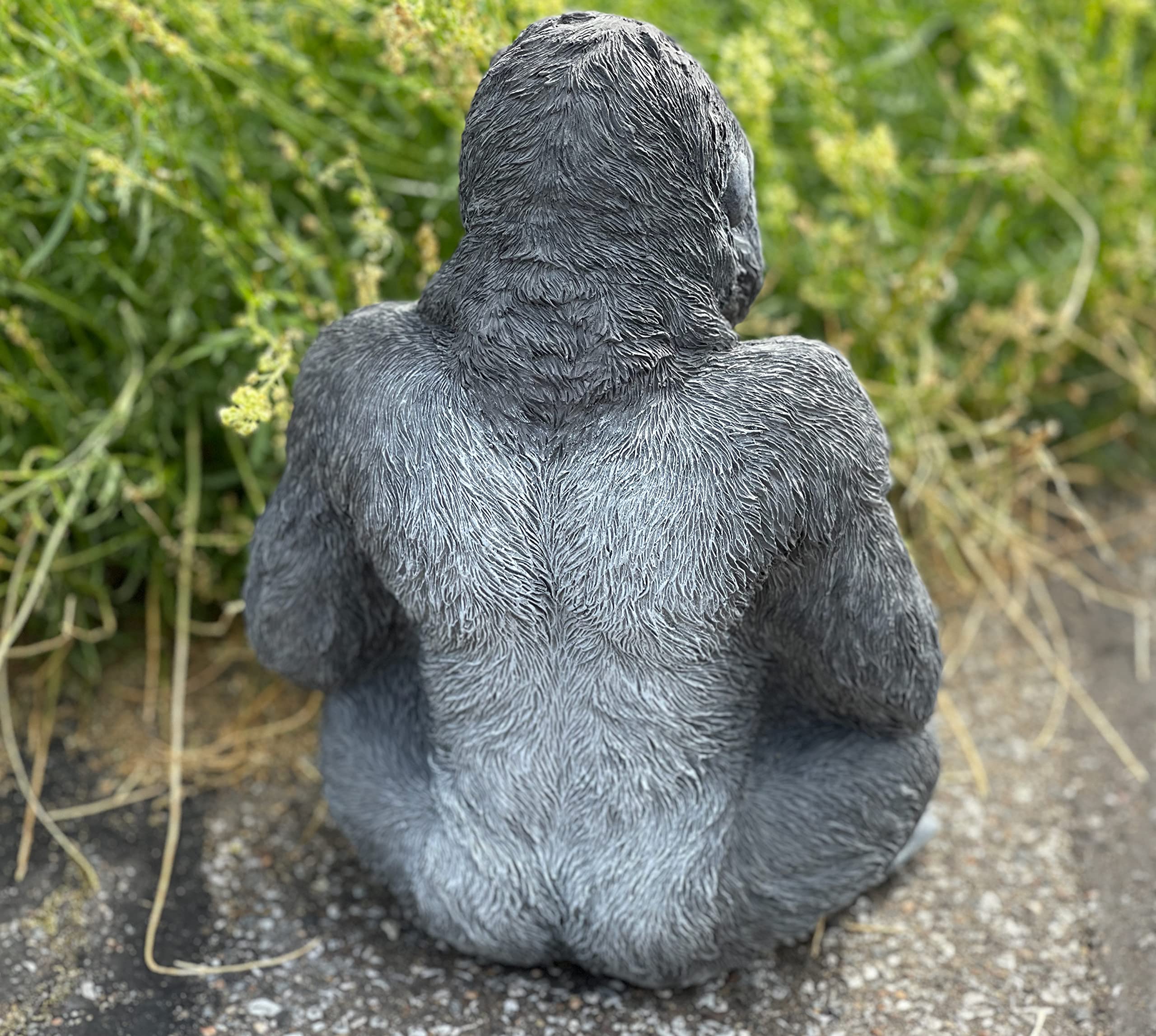 stoneandstyle Steinfigur Gorilla Ben AFFE frostfest Steinguss Gartenfigur