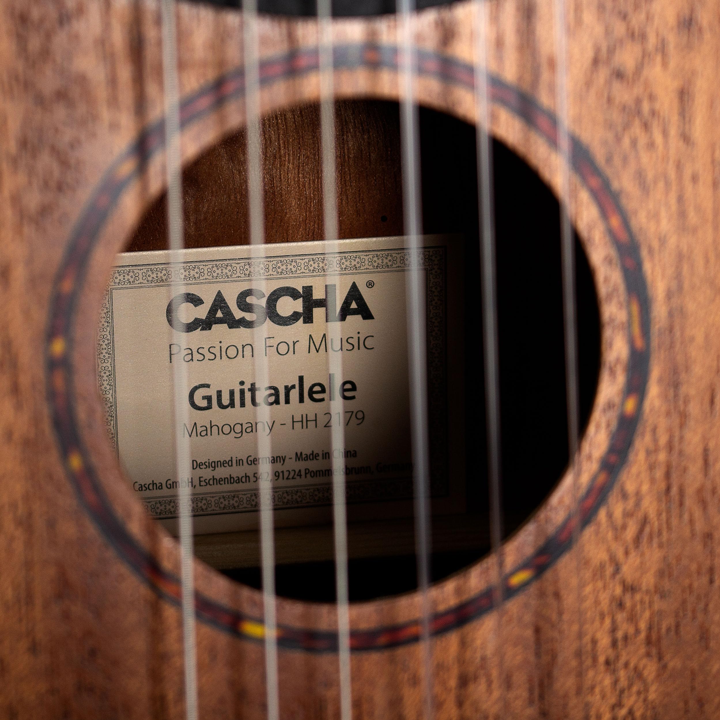 Guitarlele Mahogany (incl. Bag padded, 3 Picks)