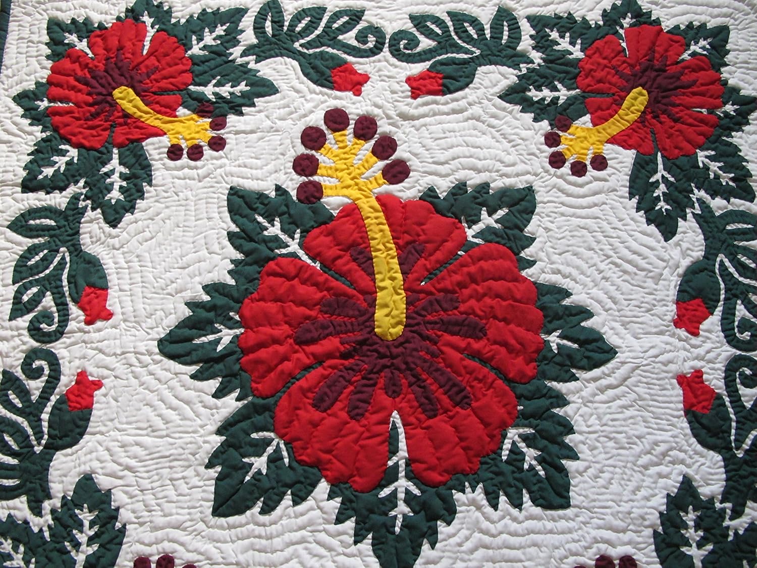 Hawaiian Quilt, Wall Hanging Baby Crib Blanket 100% Hand Quilted and 100% Hand Appliquéd 42"x42"