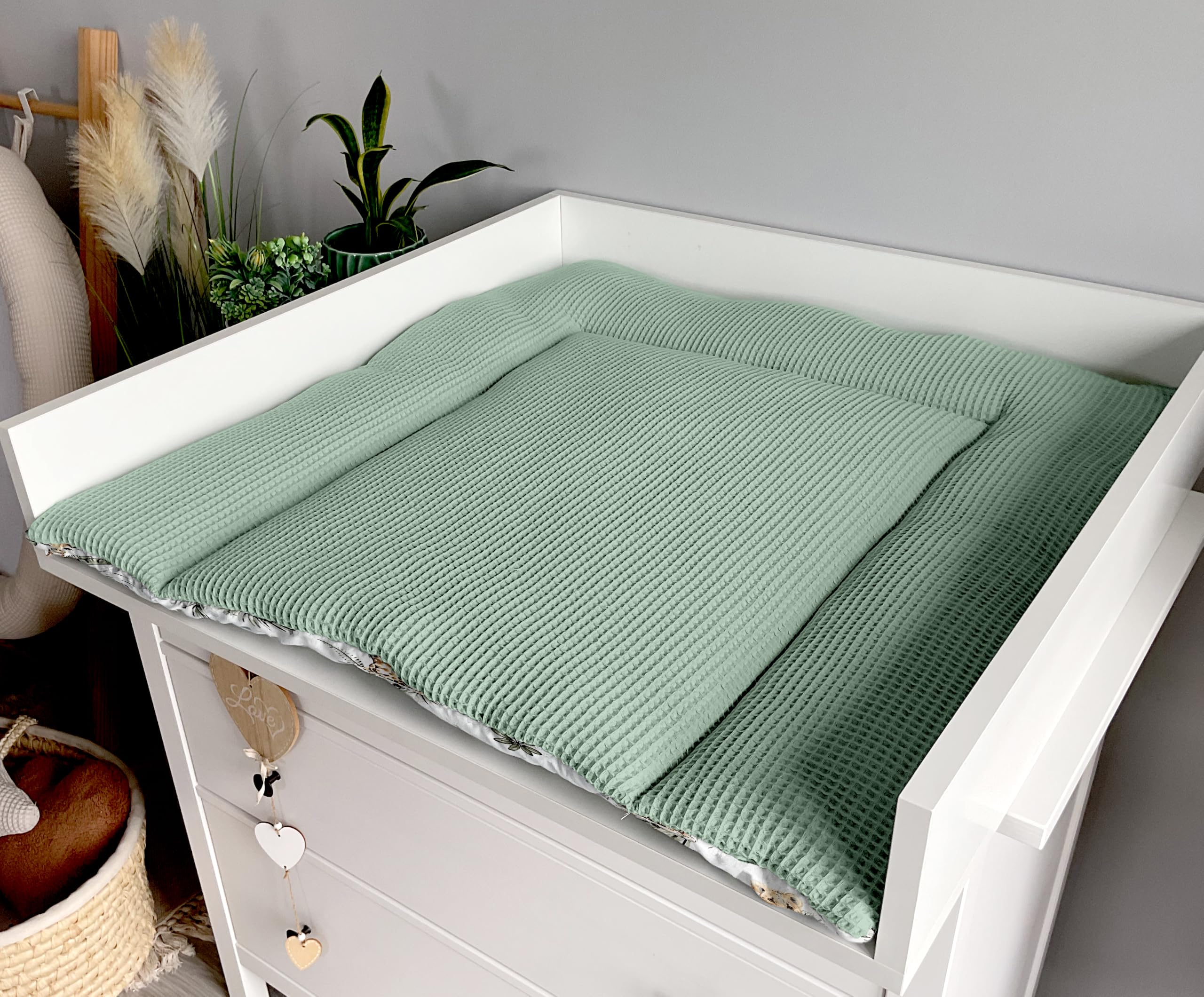 Wickelauflage Set 6-teilig – Wickelunterlage aus Baumwolle & Waffelstoff – Baby Wickelauflage – Geschenk zur Babyparty – Wickeltischauflage – 85x75 cm (Breite x Tiefe), Safari und Dusty Mint