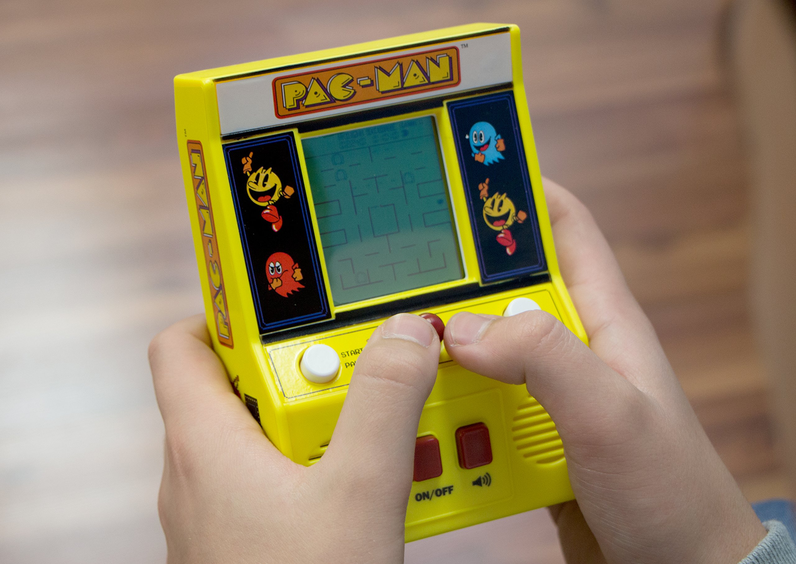 Pac Man 9521 Mini Arcade Game-Age 8+ Elettronico Palmare, Multicolore