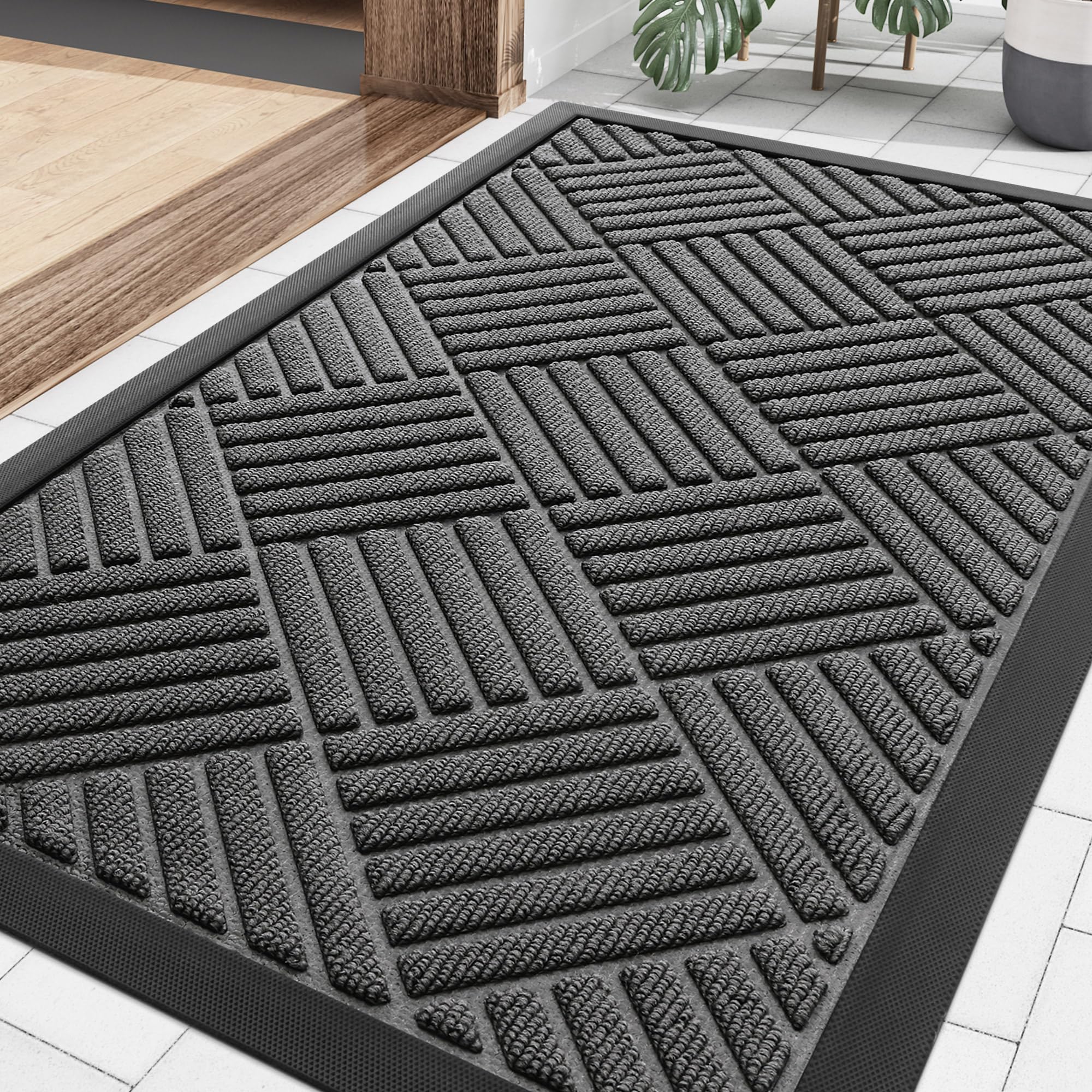 Smiry Front Door Mat Outside Entrance, Heavy Duty Outdoor Indoor Natural Rubber Doormat, Non Slip, Trap Dirt and Moisture, Easy Clean, Low Profile Patio Porch Entryway Mat, 29.5x17, Mix Black