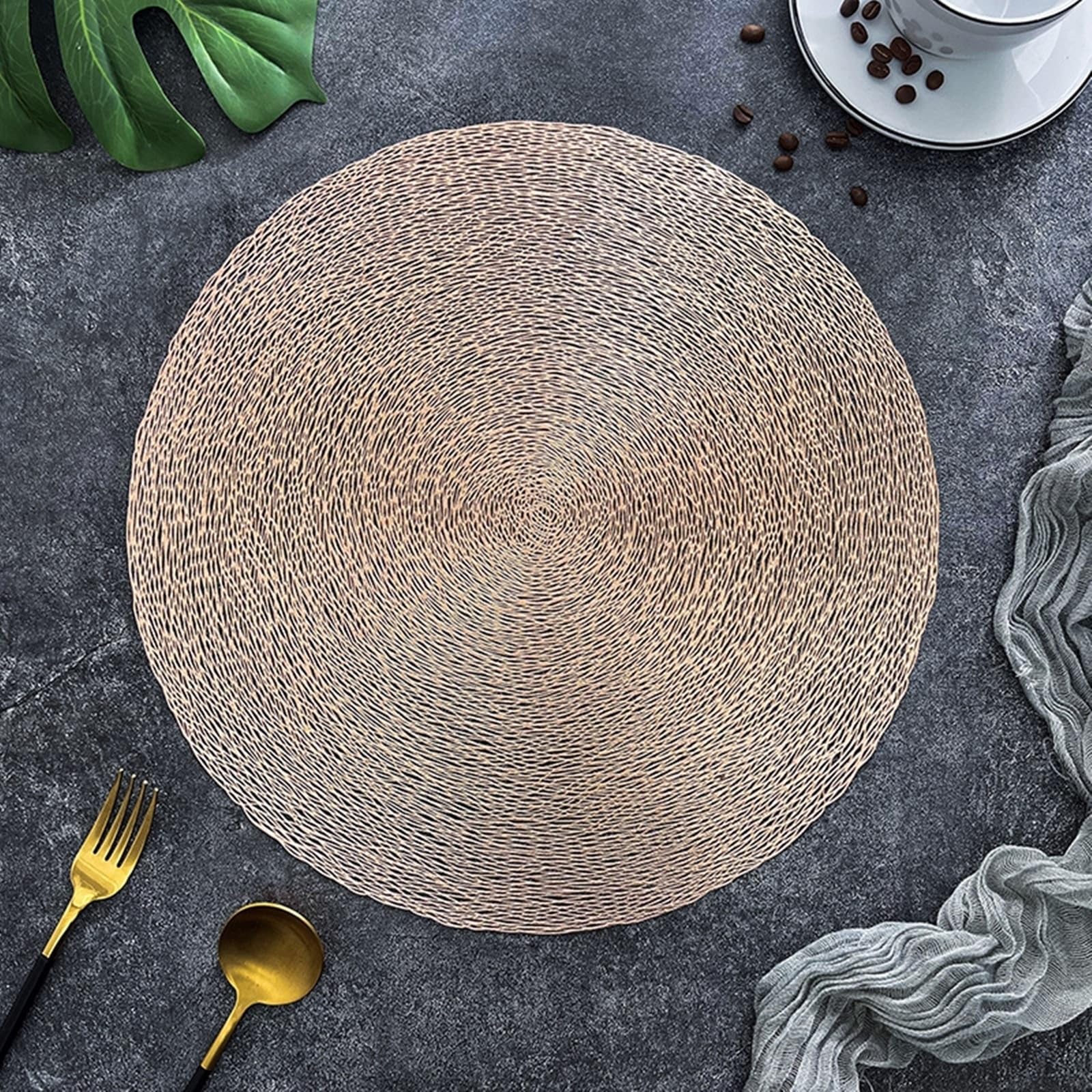 Sets de table en or rose design cercle creux pour sublimer votre cuisine au quotidien