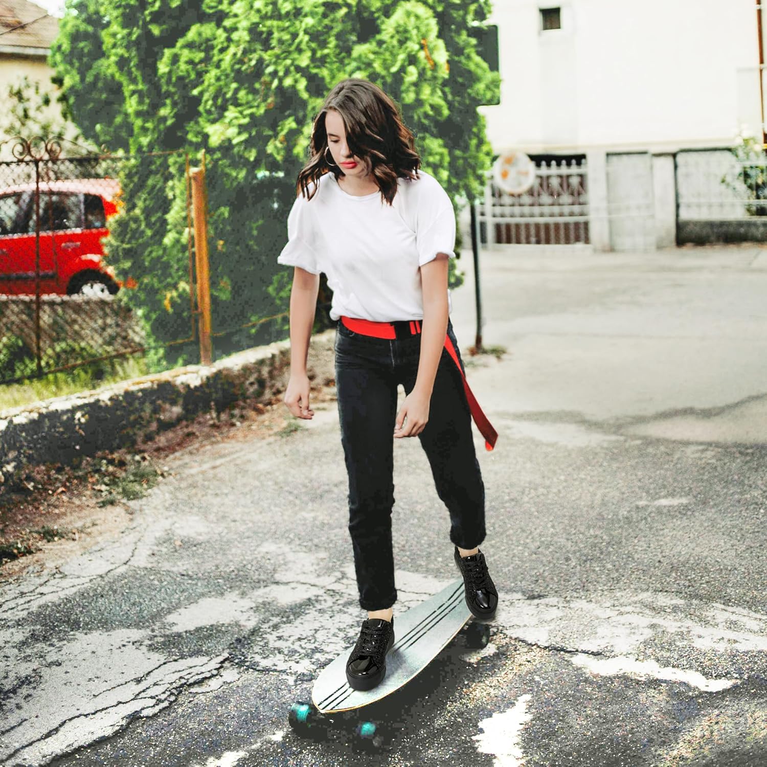 AISFAES Women Glitter Platform Sneakers Sparkly Lace-Up Chunky Sneakers Fashion Low-Top Tennis Shoes Comfortable Metallic Sequin Walking Shoes - Image 2