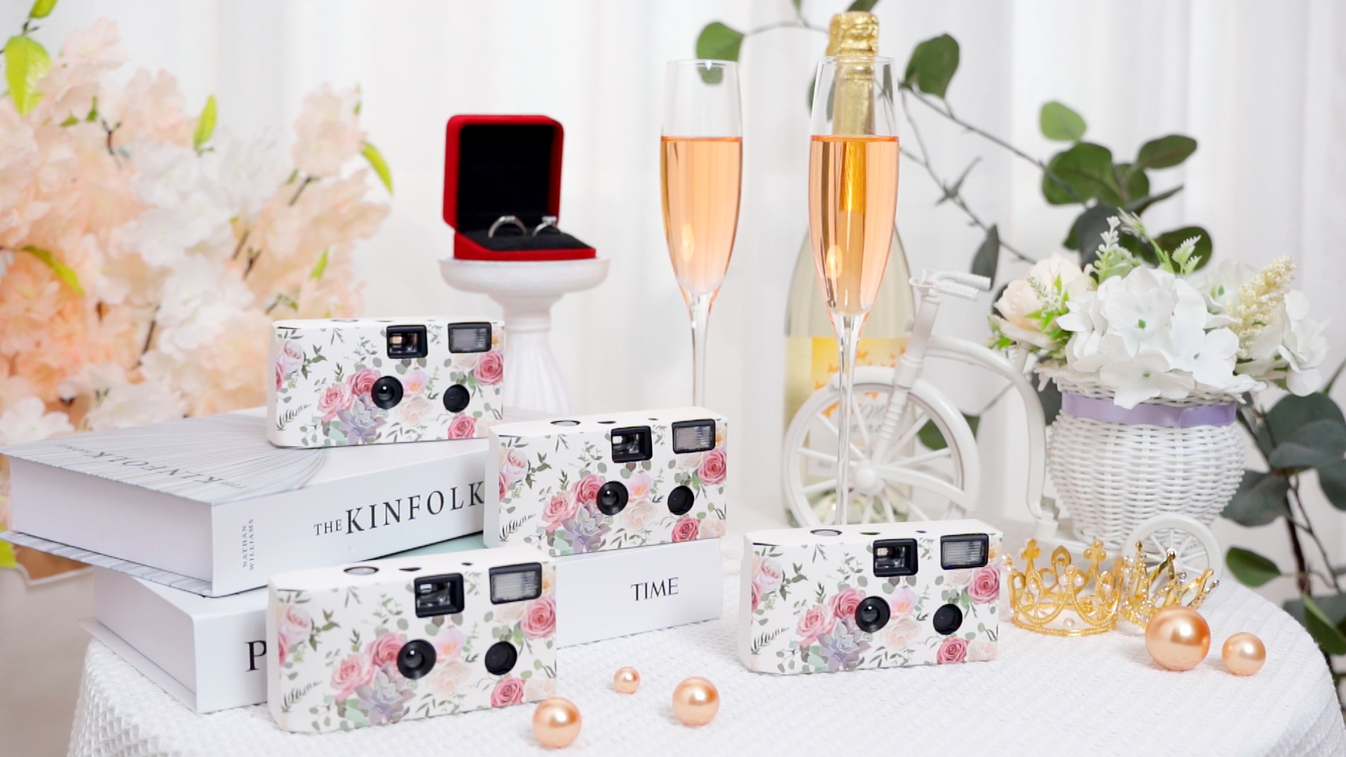 10-Pack Double Hearts Disposable Cameras - Wedding, Anniversary Fuji-Style 35mm Cameras