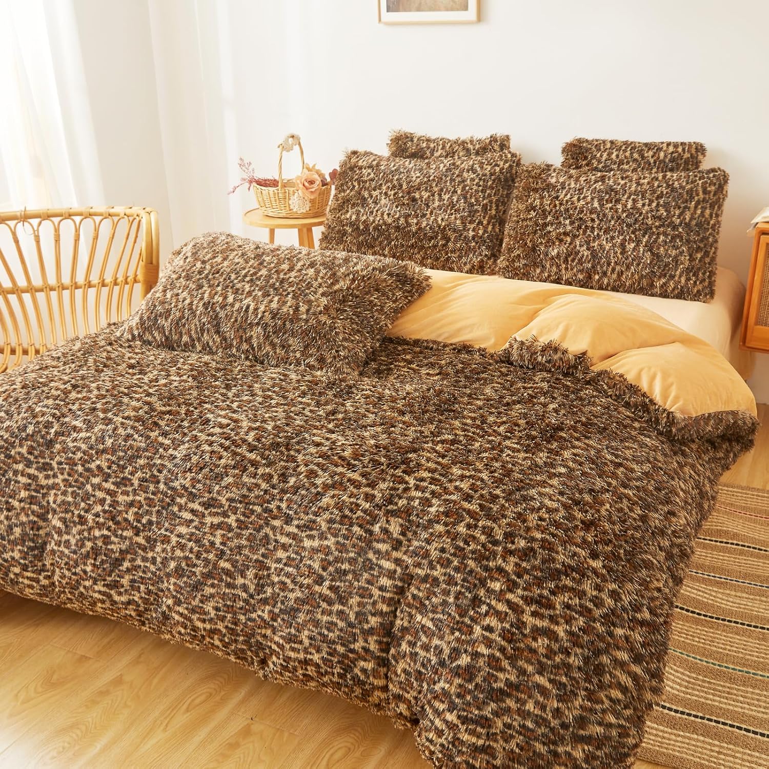 Fluffy Faux Fur Cheetah Comforter Cover Set Queen - Ultra Soft Plush Leopard Bedding Sets 3 Pieces (1 Fluffy Duvet Cover + 2 Faux Fur Pillow case) Leopard Print Bed Set (Cheetah, Queen)