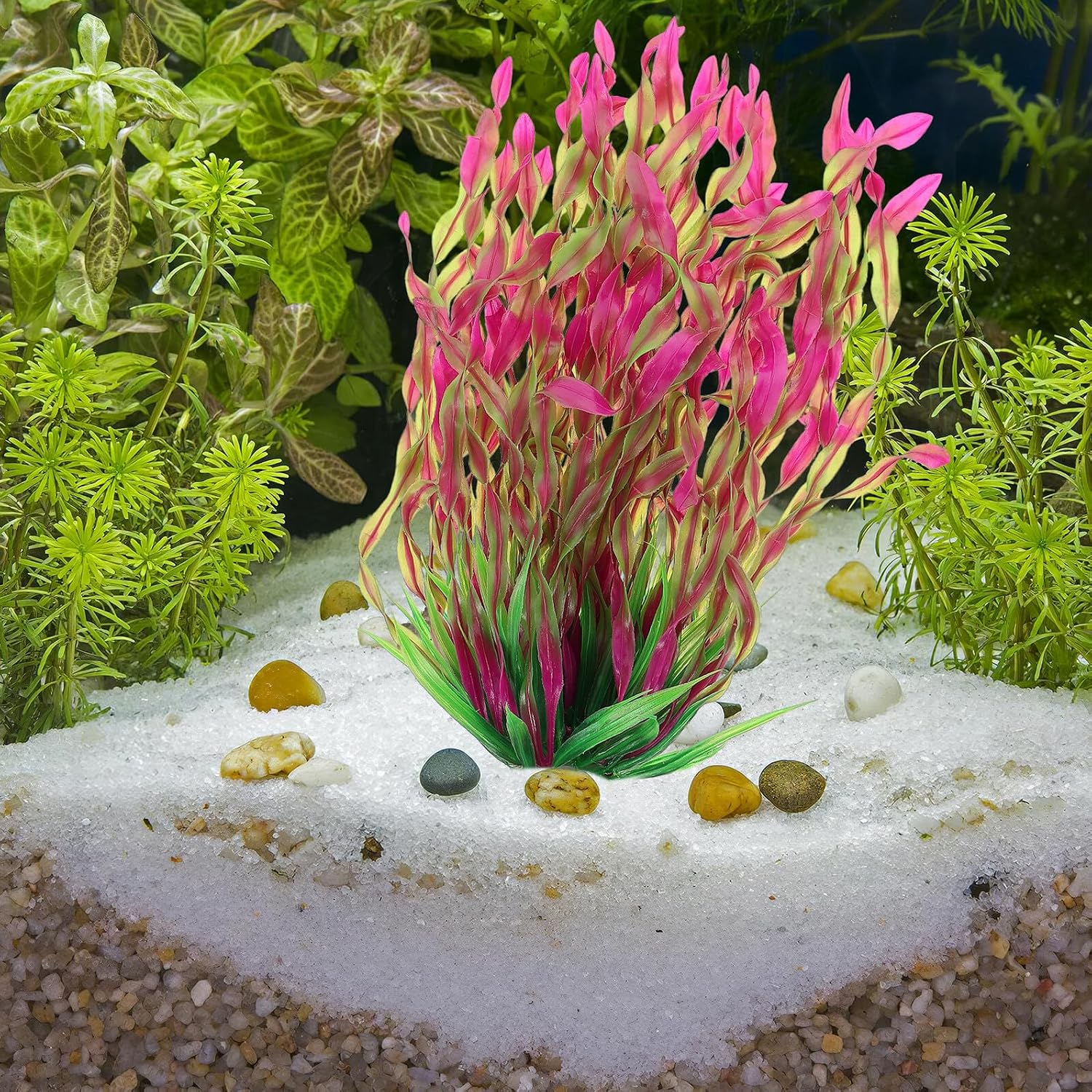 Artificial Aquarium Plants Fish Tank Decorations, Plastic Lifelike Water Plants in Burgundy, Fake Aquatic Grass Ornament for Home and Office Fish Tank Decor