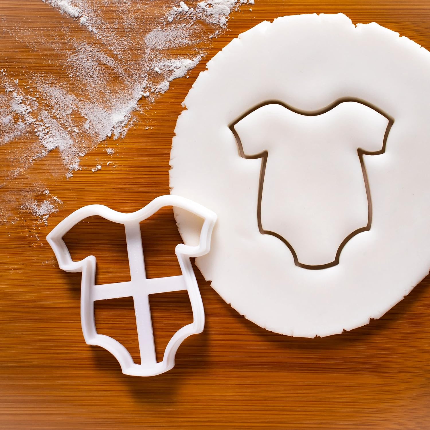 Set of 3 Baby themed cookie cutters (Designs: Baby Bottle, Clothes, and Pram), 3 pieces - Bakerlogy