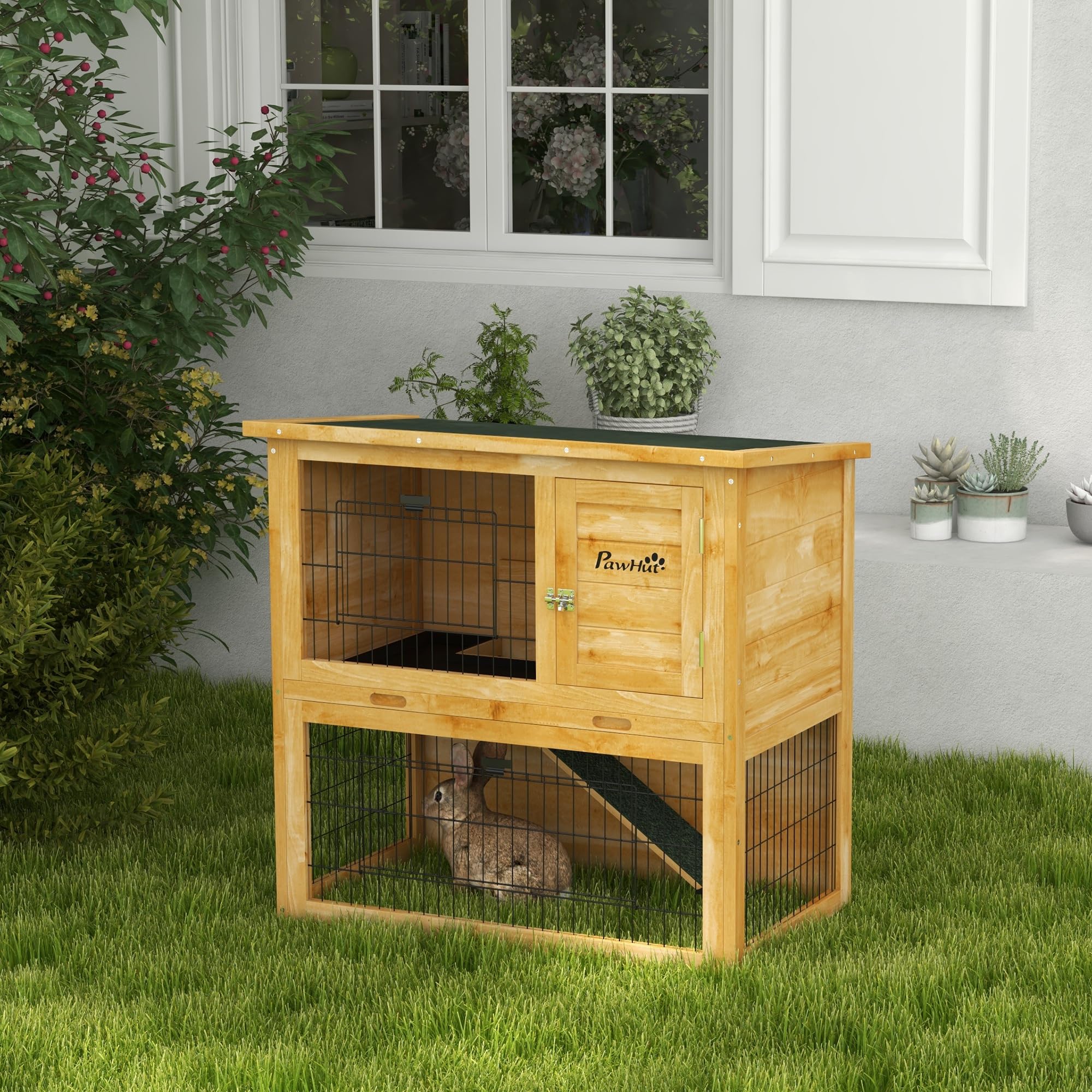 PawHut Conigliera a 2 Piani con 3 Porte con Serratura, Rampa Scorrevole e Tetto in Asfalto, Legno Massiccio, per Conigli, 85 x 50 x 80 cm, Giallo