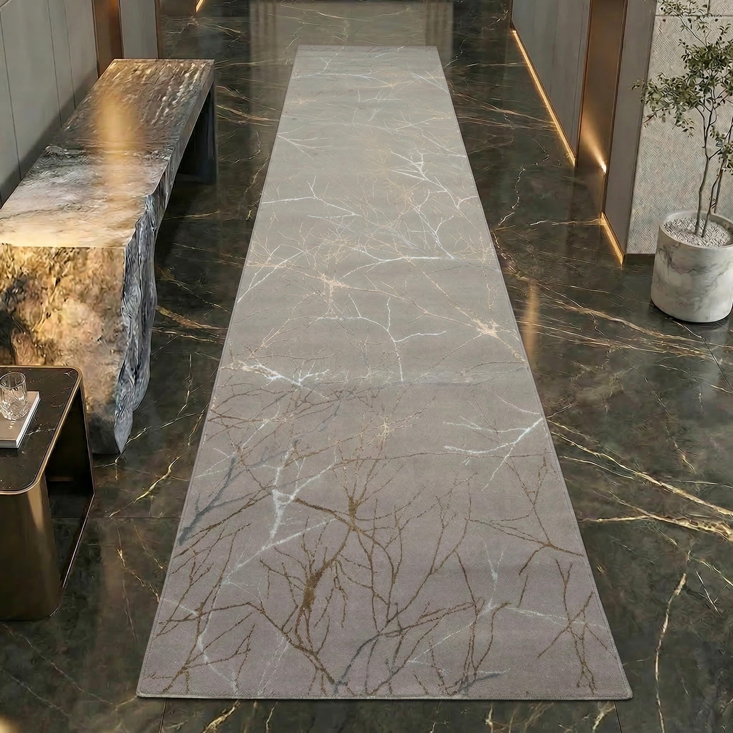 Teppich-Traum Kurzflor Teppich Ästemuster Gold 80x300 cm | Pflegeleicht, strapazierfähig, schmutzabweisend, seitlich gekettelt, fußbodenheizungsgeeignet, mit Glanzeffekt, 8 mm Flor