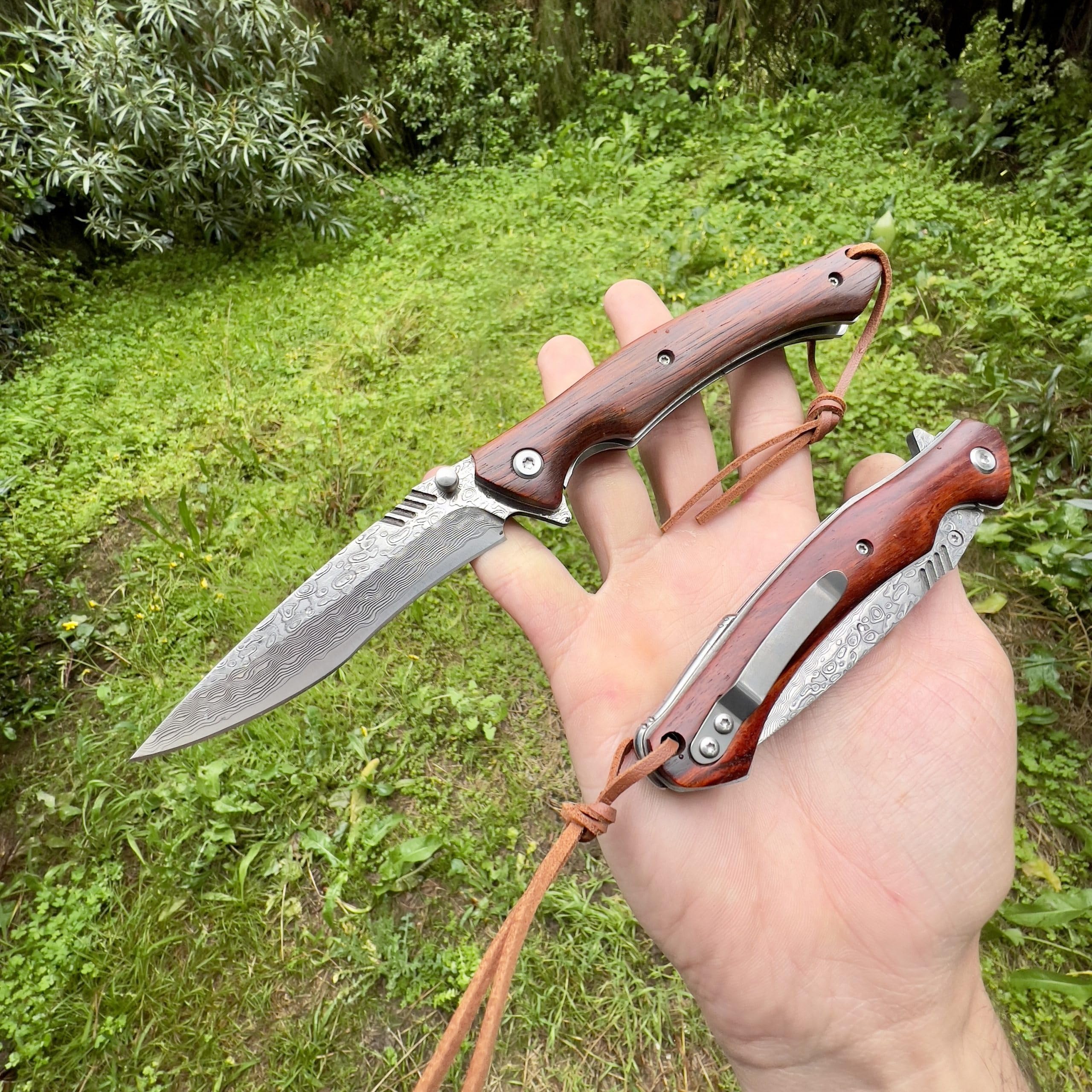 Couteau Pliant Poche Damas Acier 67 Couches VG10 forge linerlock custom camping edc artisanat gentlemen roulement bille bois decoupe lame tranchante collection Cadeau Homme
