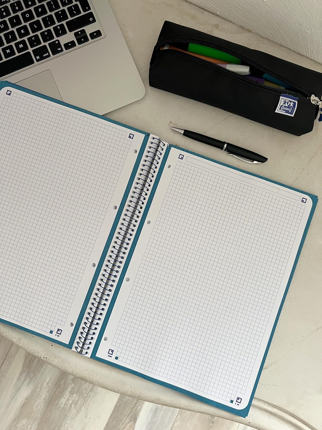 Oxford 368566 - Blue microperforated notepad A4 size 80 sheets 5X5 grid