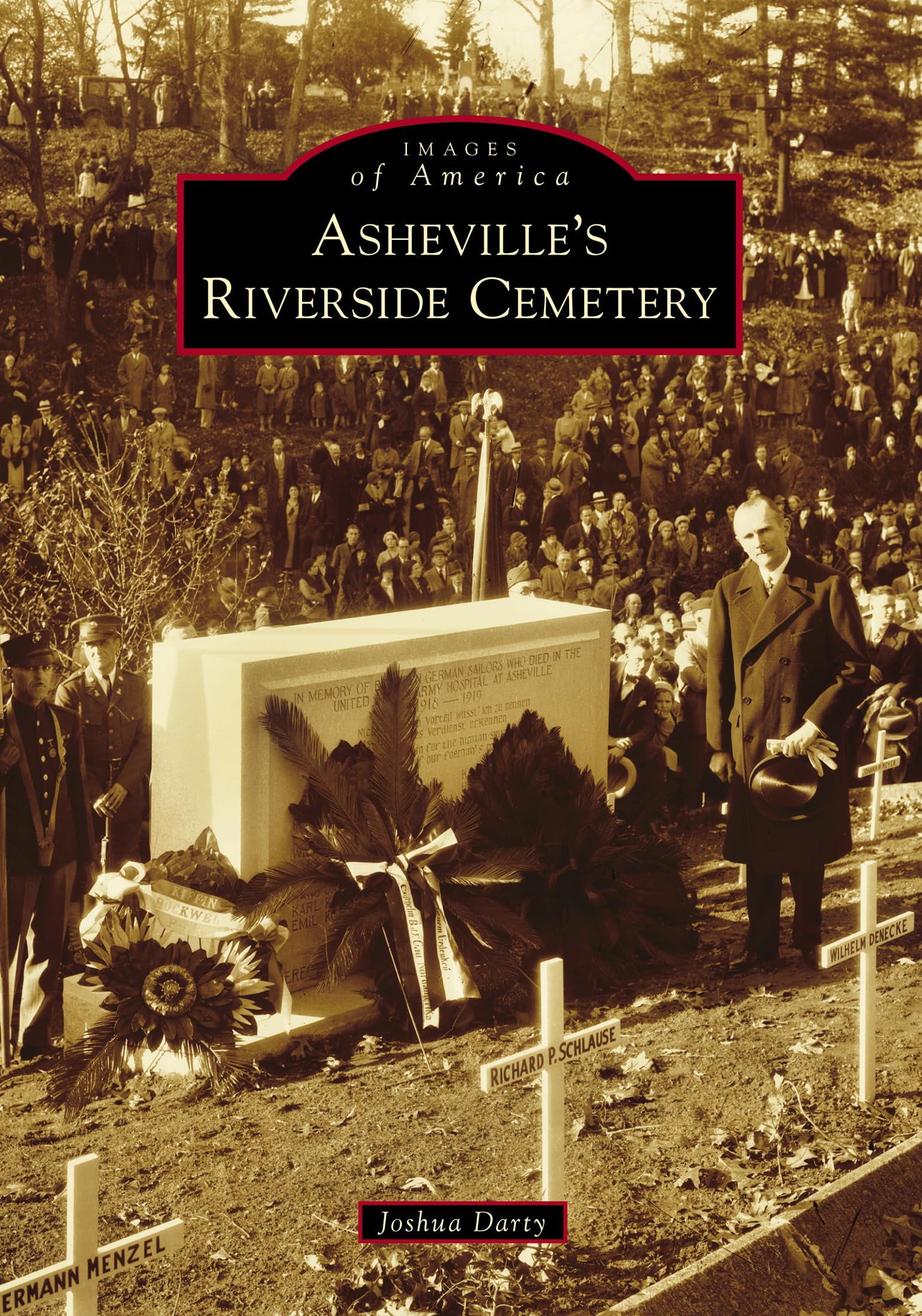 Asheville's Riverside Cemetery (Images of America)