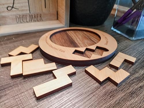 Miniatura 3 de Difficult Puzzle for Adults - The Cracked Egg - Rompecabezas de madera de 7 piezas fabricado en los Estados Unidos de Creative Crafthouse