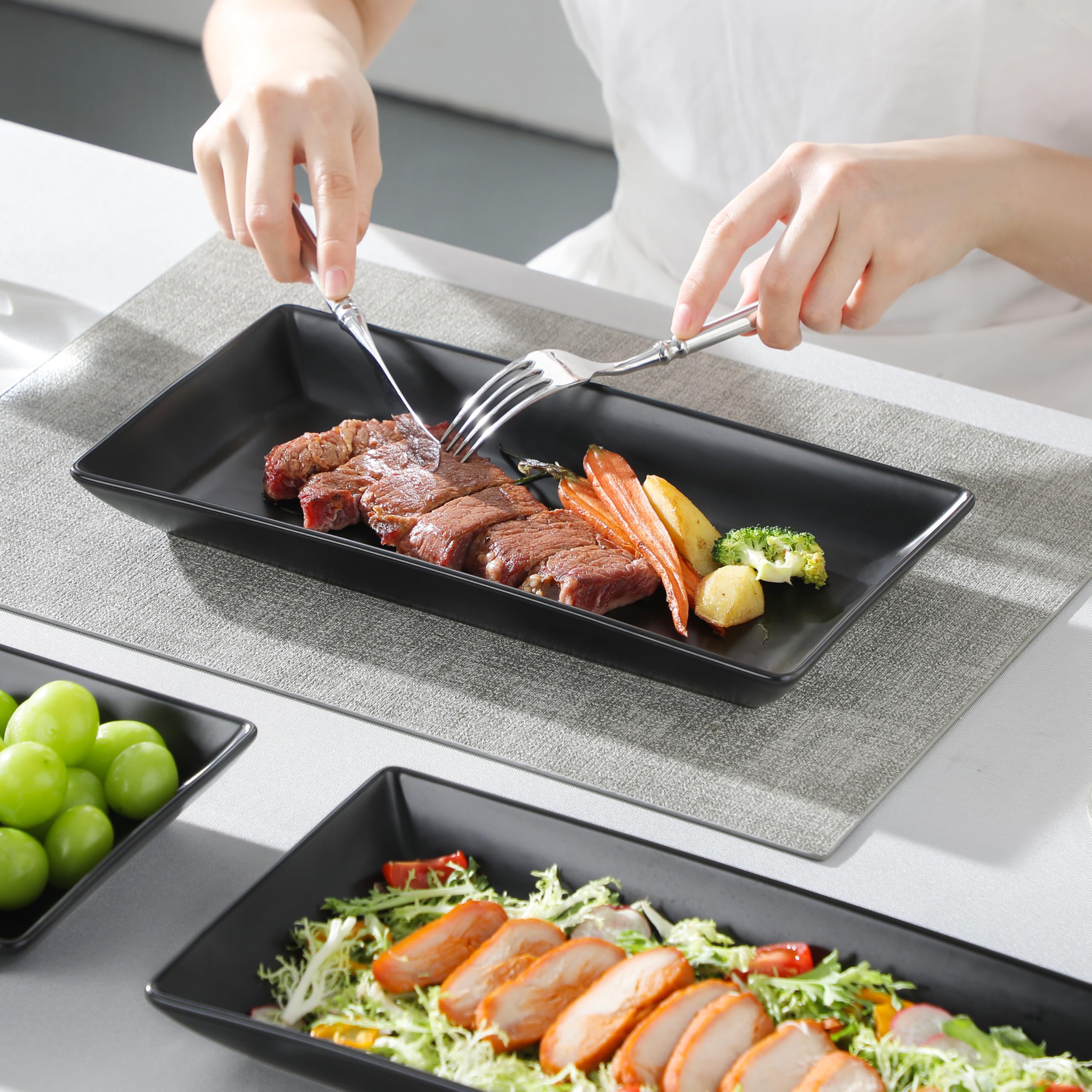 MALACASA Piatti da Portata in Porcellana 30,5 x 15,3 x 3,6 cm, Set di 4 Pezzi, Piatti da Portata Rettangolari Grandi per Buffet, Sushi, Torte, Antipasti a Casa, Feste o al Ristorante, Nero Opaco