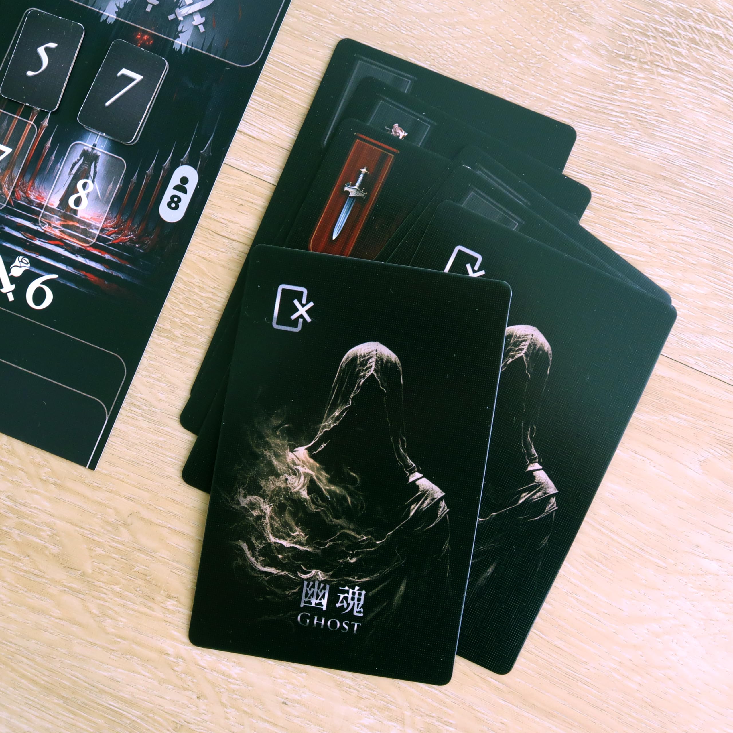 Amazon | 血と刃の白薔薇 ボードゲーム | Moaideas Game Design | Blue