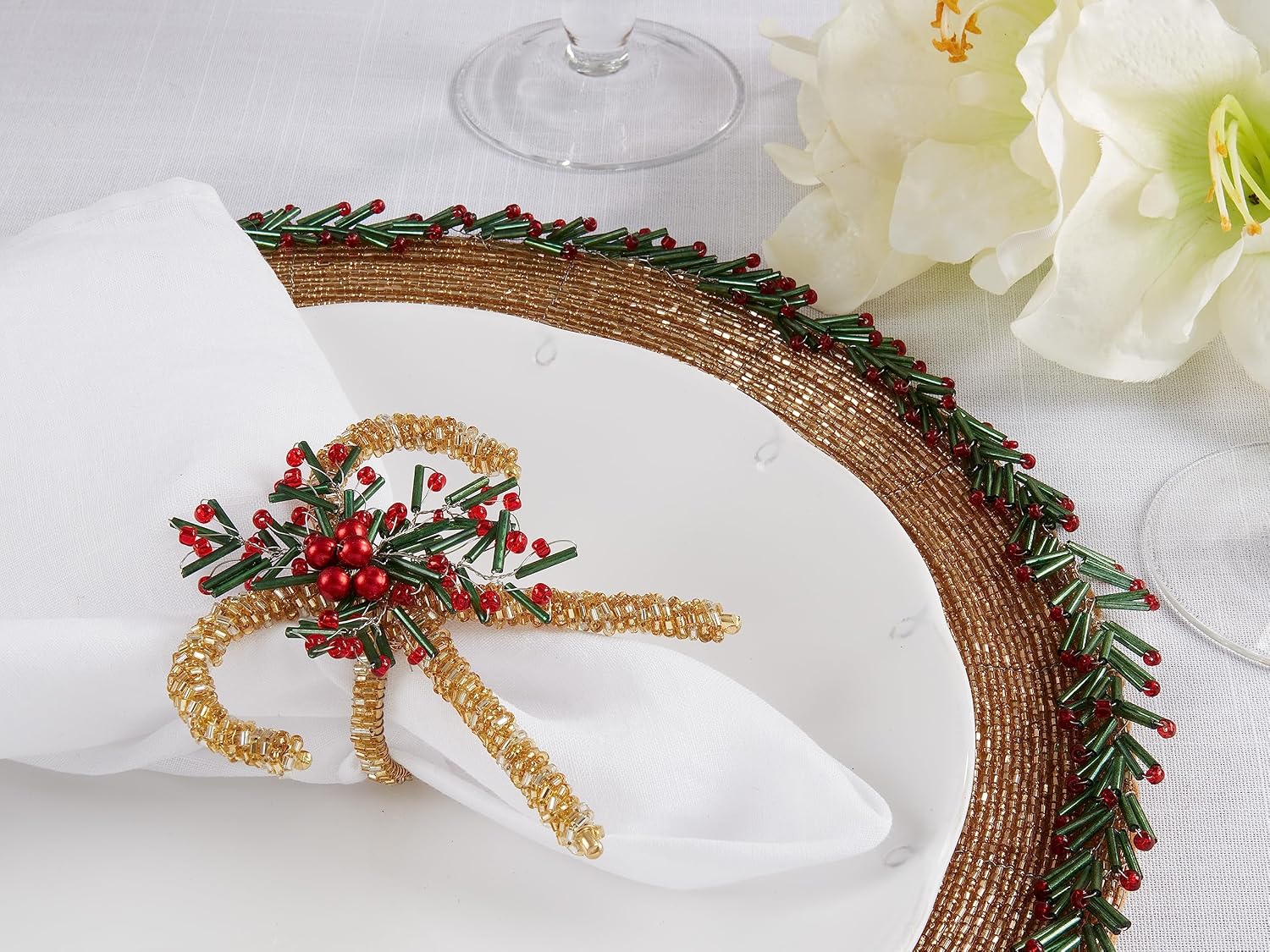 Saro Lifestyle Sweet Treats Beaded Candy Cane Napkin Ring (Set of 4), Gold