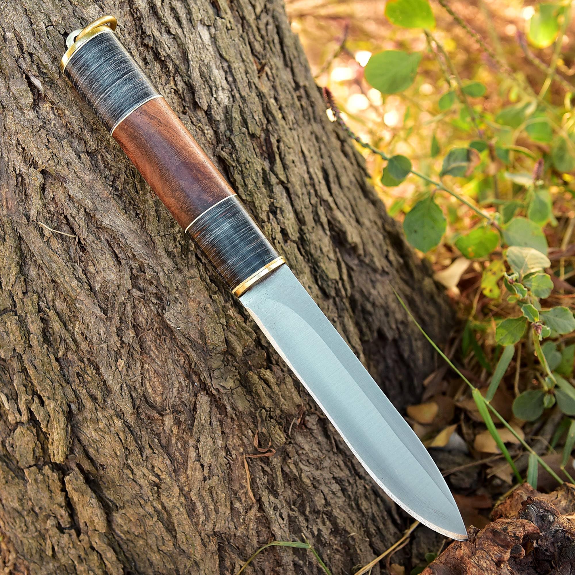 Cuchillo de trabajo medieval celtas vikingos con acabado de latón MAQ1827
