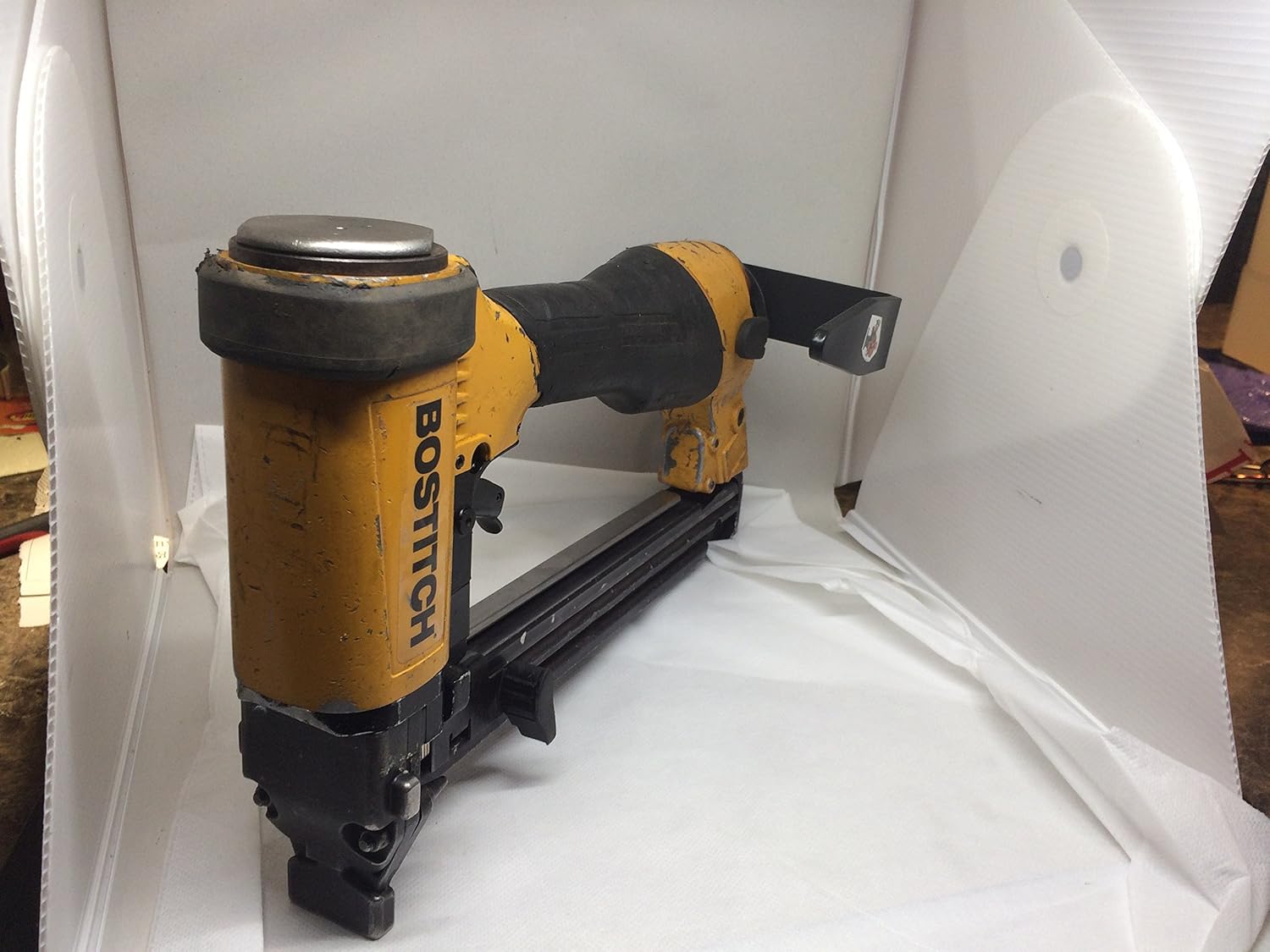 BOSTITCH 438S2-1 1-Inch Wide Crown Construction Stapler