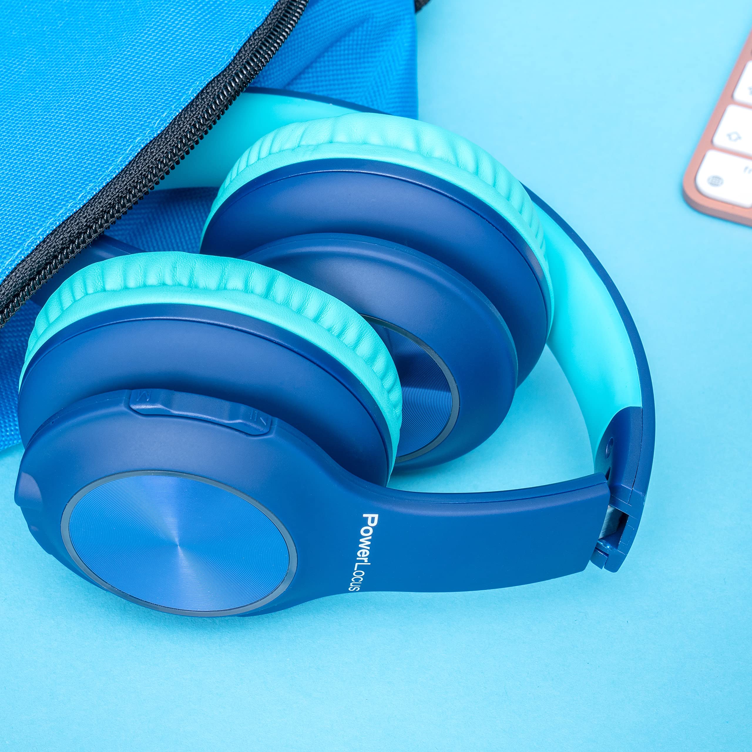 PowerLocus Casque Bluetooth Pliable sans Fil pour Enfant avec Lumières LED, HD Stéréo, USB-C Recharge Rapide, Micro intégré, SD Mode et Filaire pour iPhone/Tablettes/TV