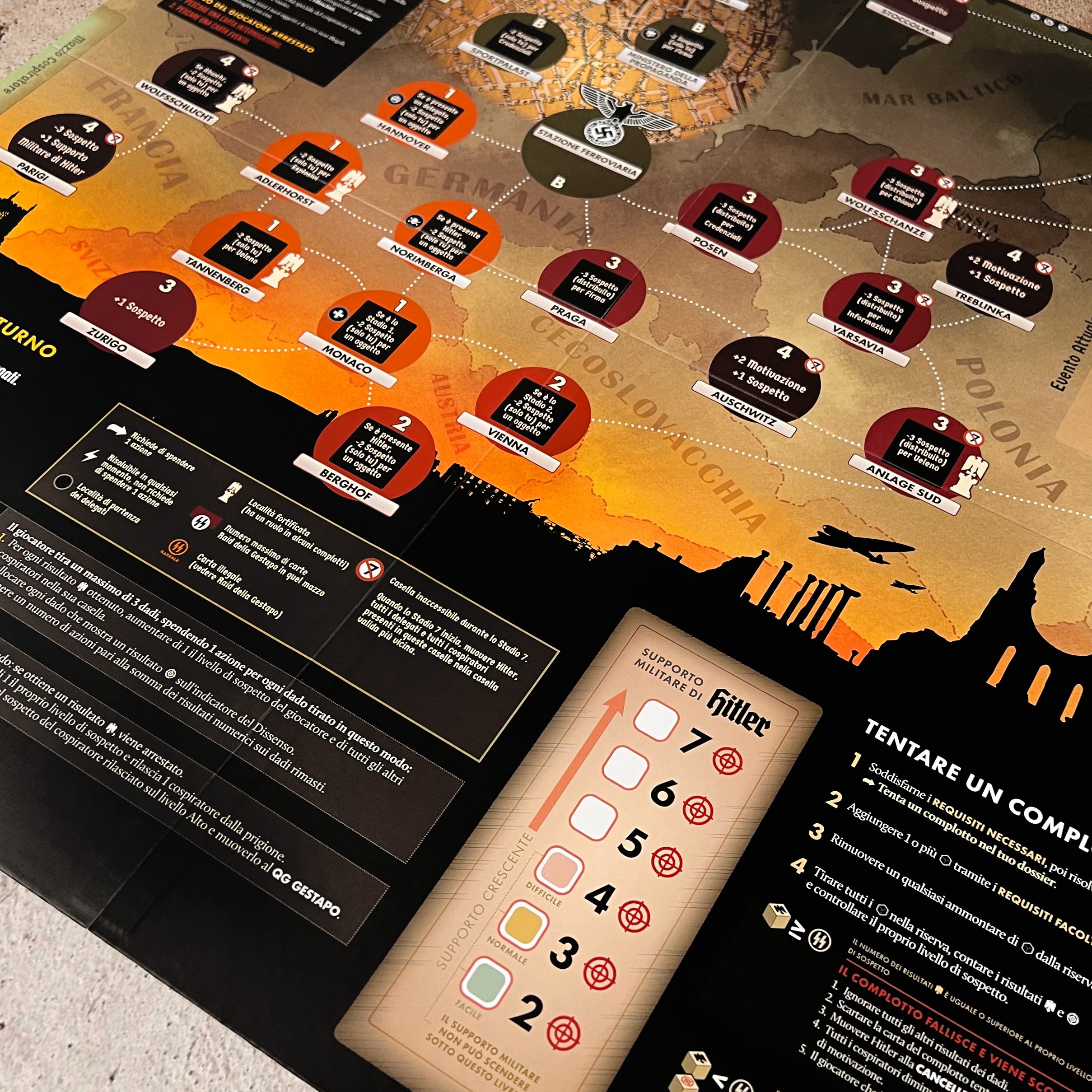 Asmodee - Black Orchestra - Gioco da Tavolo, 1-5 Giocatori, 14+ Anni, Edizione in Italiano