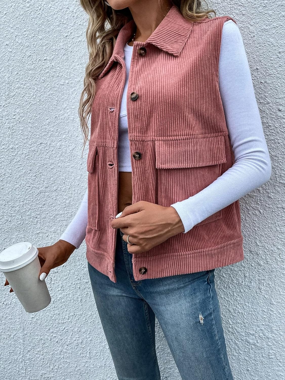WDIRARA Women's Button Front Sleeveless Collar Corduroy Vest Jacket with Pocket - Image 4