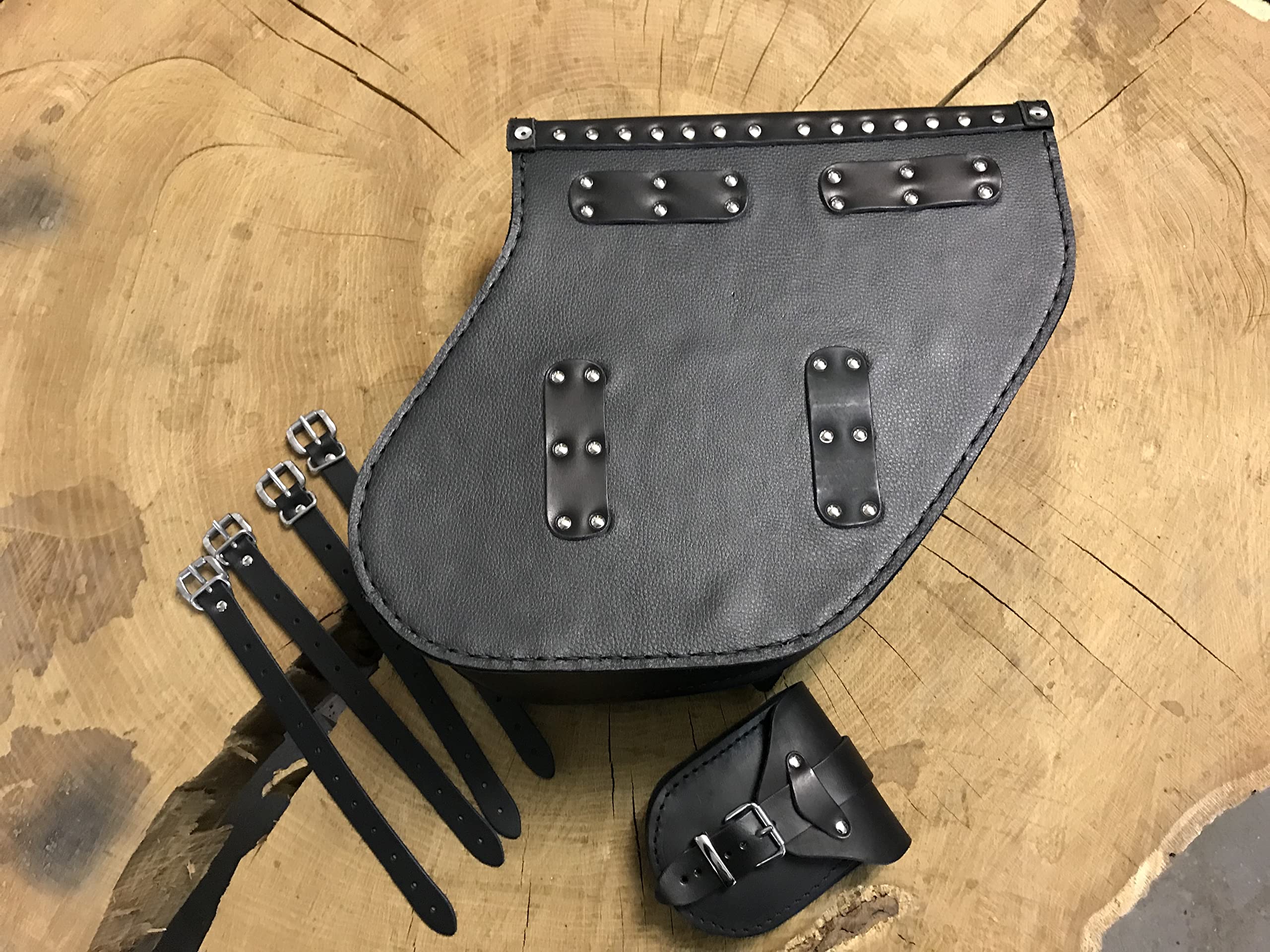 Seitenkoffer Dynamite schwarz Links kompatibel mit Harley Davidson Dyna Super Glide Fat Bob Street Bob Low Rider Sportster Rahmenkoffer Leder Koffer HD