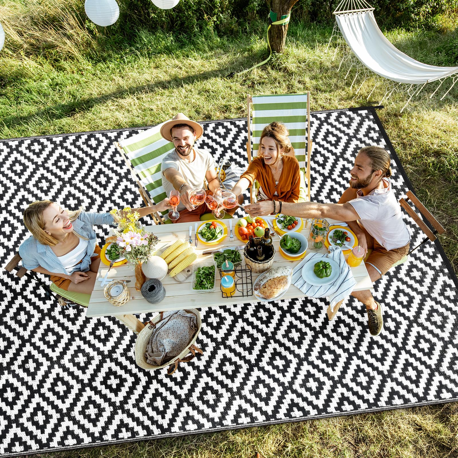 Outdoor Patio Plastic Straw Rug - 5x8 ft Outdoor Camping Rug Waterproof Reversible, Area Carpet Patios Clearance RV, Outside Porch Balcony Deck for Camper, Black & White