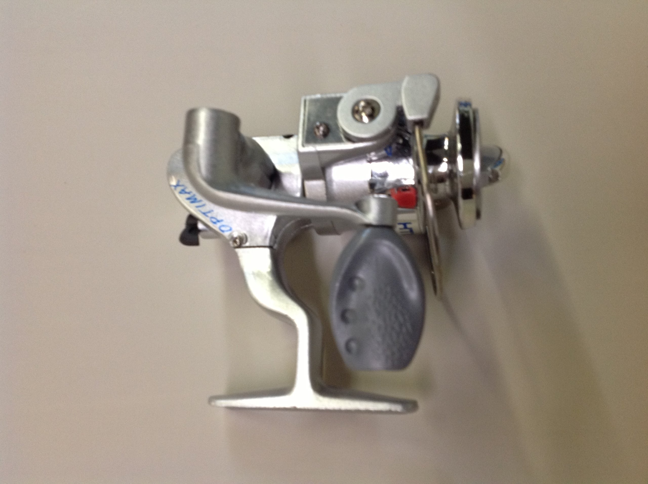 HTEnterprise OPT-101SC 1Bb Ul Reel W/Line Black Body W/Silver Plated Spool. With Hang Card