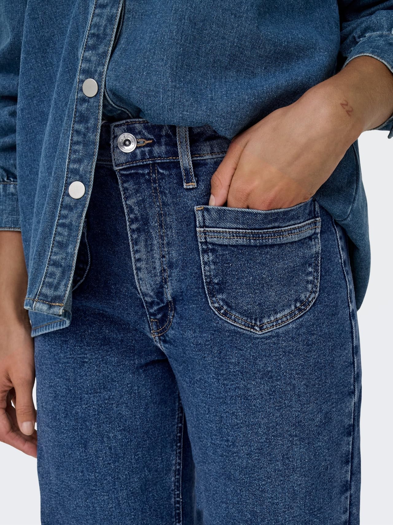 ONLY Female Jeans mit weitem Bein ONLJUICY Hohe Taille Weiter Beinschnitt Jeans
