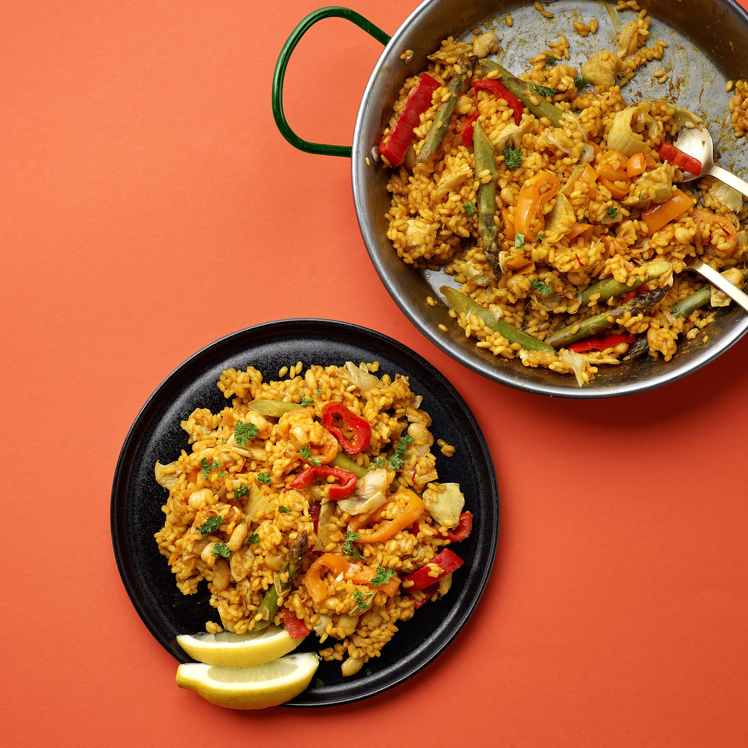 REISHUNGER Paella Pfannen Set (4 Personen) mit Pfanne (Paellera), originalem Paella Reis, Paella Reis Gewürz und Gemüsebrühe - Auch für 8 und 16 Personen verfügbar - Ideal als Geschenk