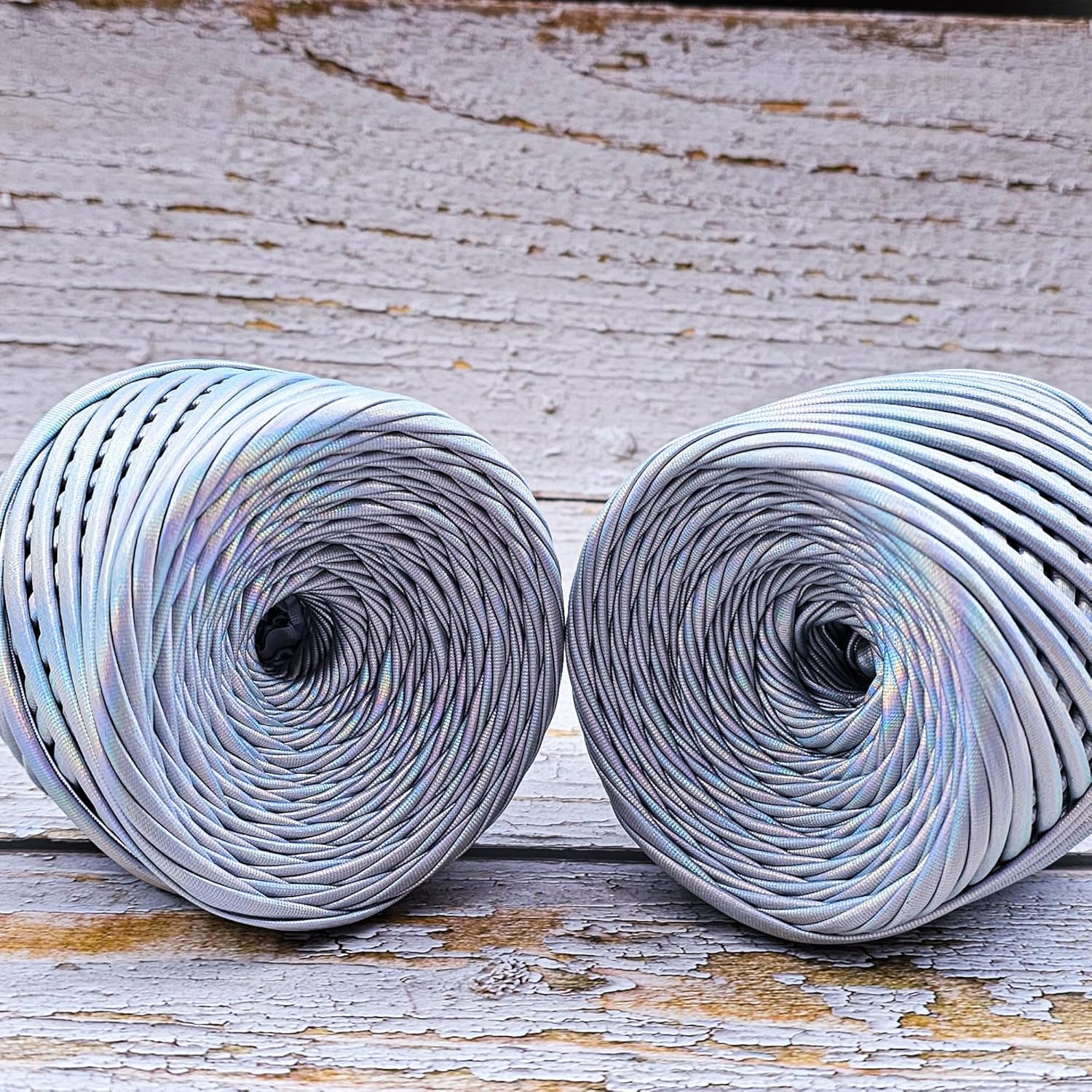 Metallic T-shirt yarn for crocheting baskets, bags, rugs and home decor. (Holographic)