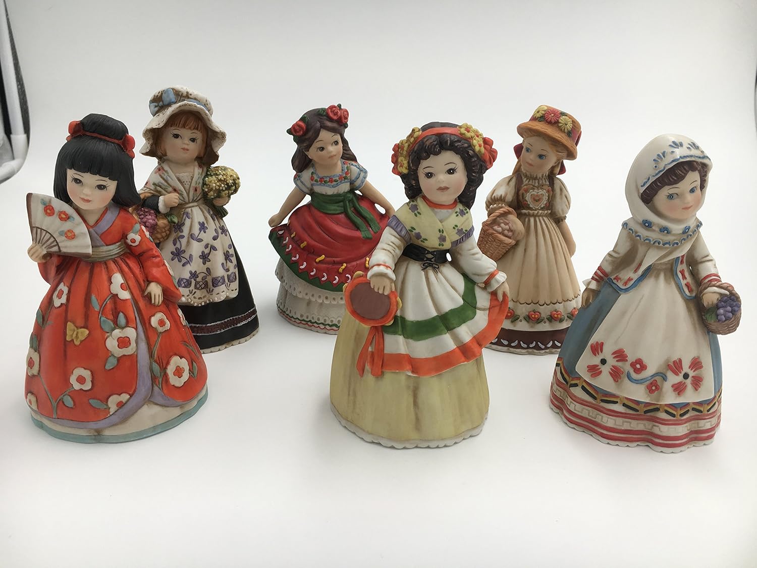 Enesco ** Belles of The World, Set of 6 ** 125040 (Japan, Greece, Italy, Mexico, Germany, France)
