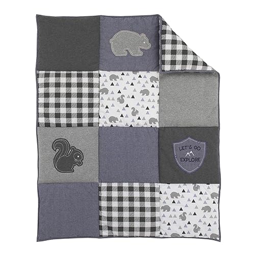 Miniatura 2 de NoJo Mountain Patchwork - Juego de ropa de cama para cuna de 4 piezas, gris, mezclilla, azul pizarra, carbón, edredón, sábana bajera ajustable 100%