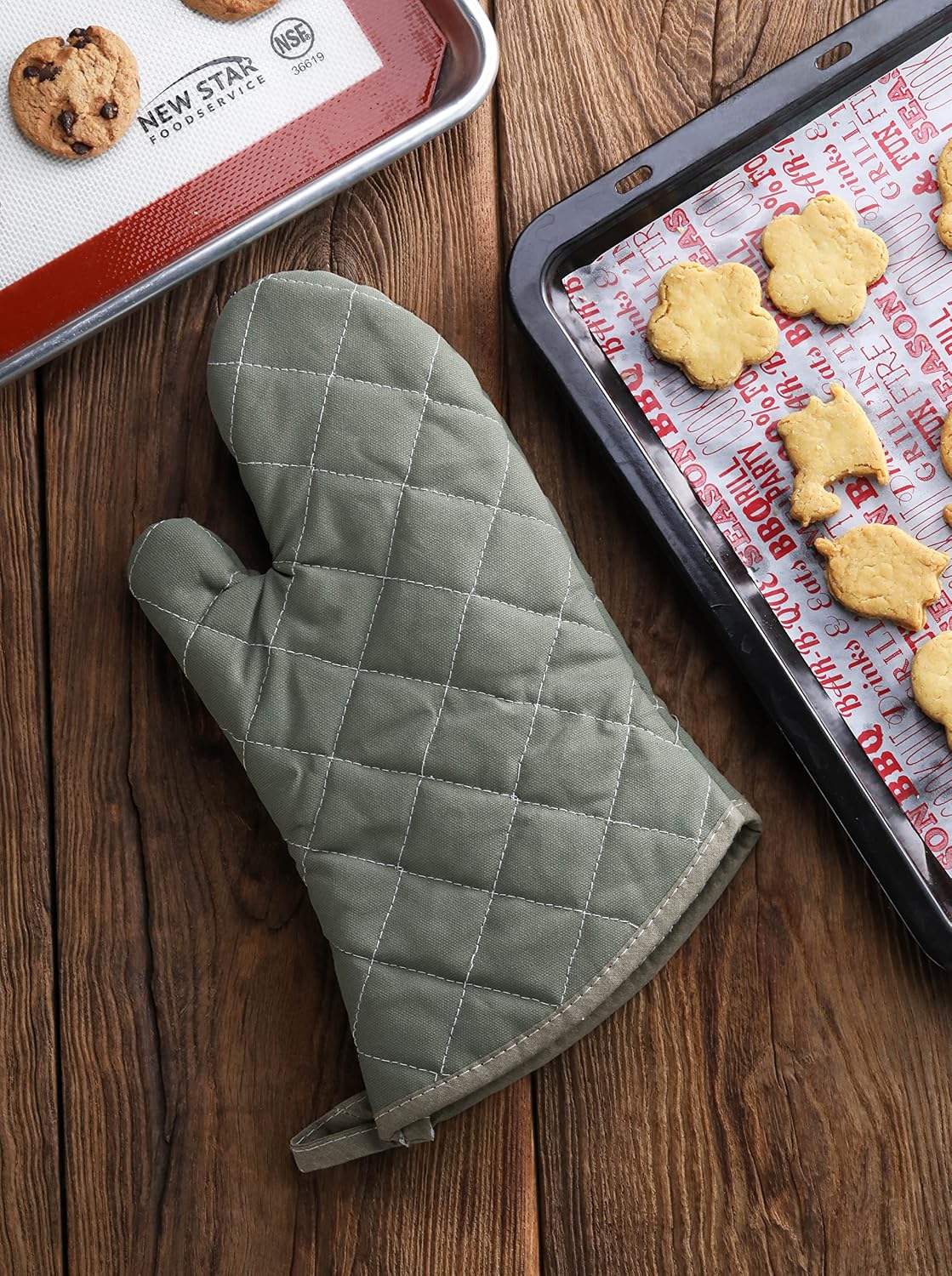 New Star Foodservice Oven Mitts with Extra Defense, up to 400F, Set of 2 (Olive (Flame Retardant), 13-Inch (Set of 2))