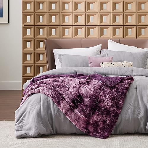 Miniatura 2 de Bedsure - Manta mullida para sofá, color morado, sherpa suave y cómoda, felpa y pelo sintético, manta reversible para sofá y cama, 50 x 60 pulgadas