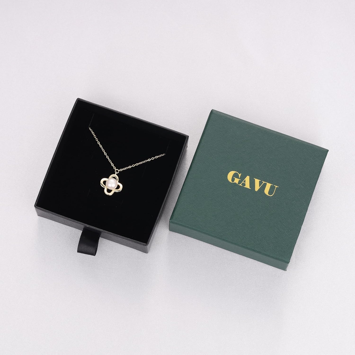 GAVU 925 Sterling Silver Four Leaf Clover Necklace, Single Freshwater Pearl Necklace for Women - Image 6