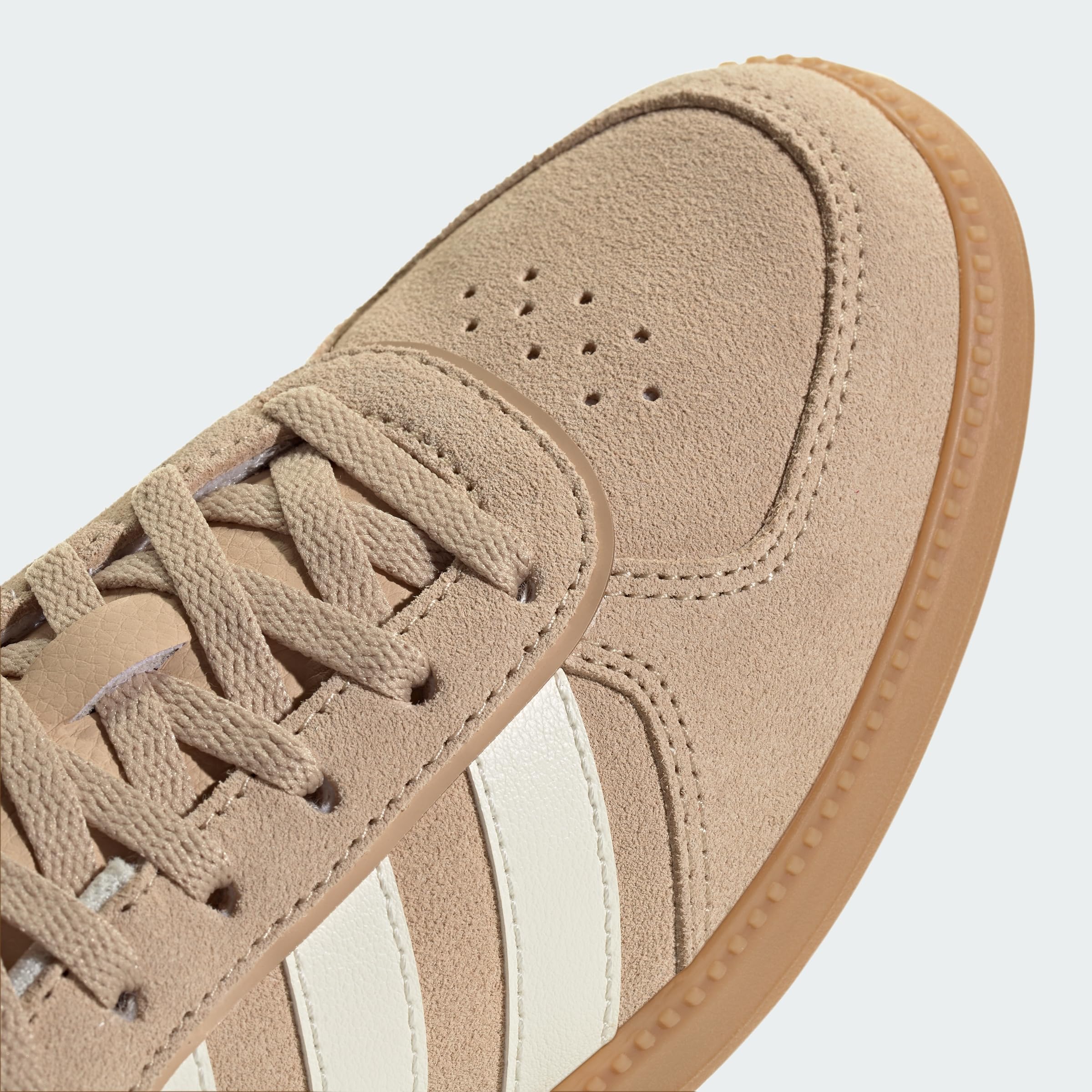 adidas Uniseks - dzieci BREAKNET SLEEK SHOES JUNIOR, magic beige/off white/GUM 3, 39 1/3 EU